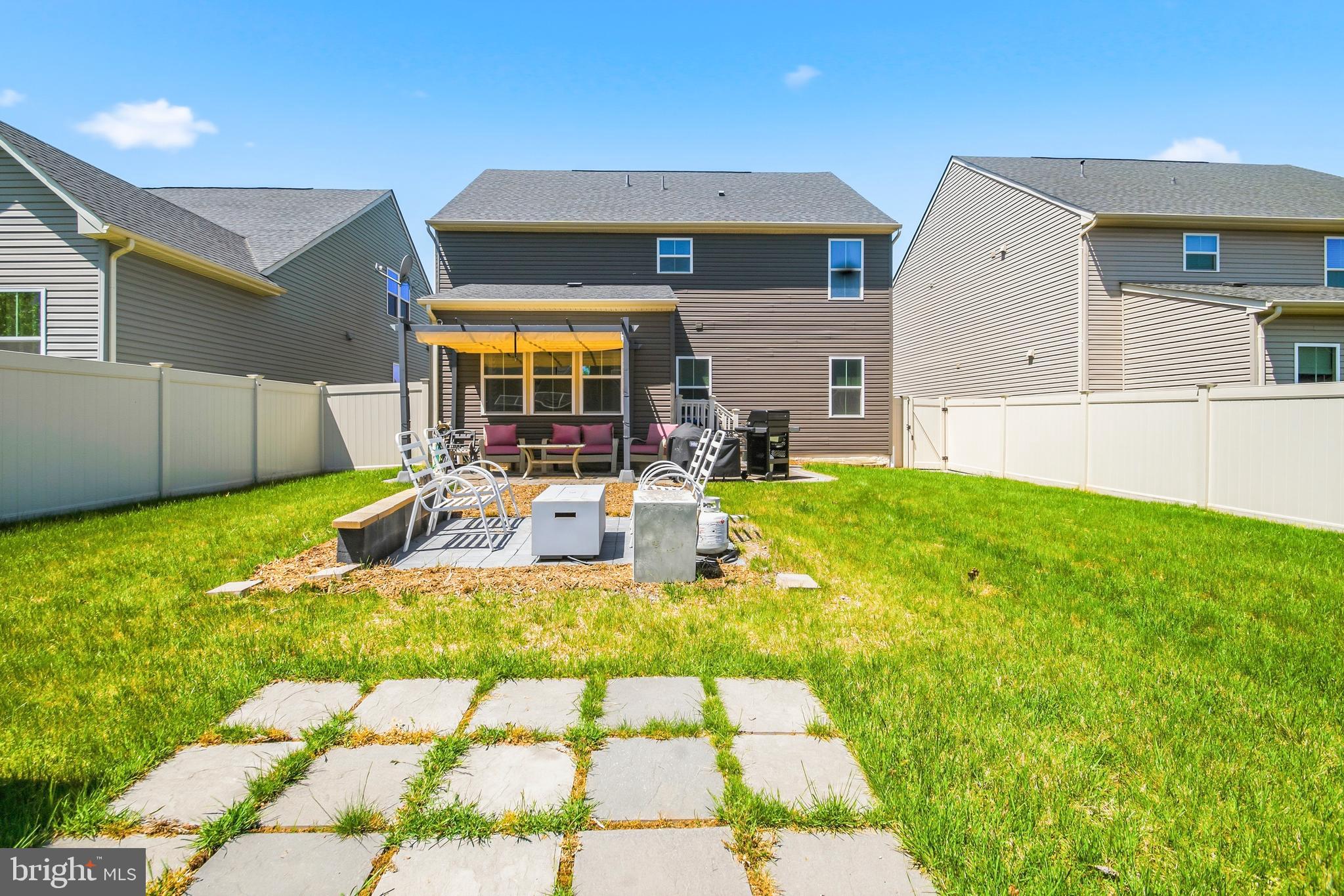 TANYARD COVE - Residential