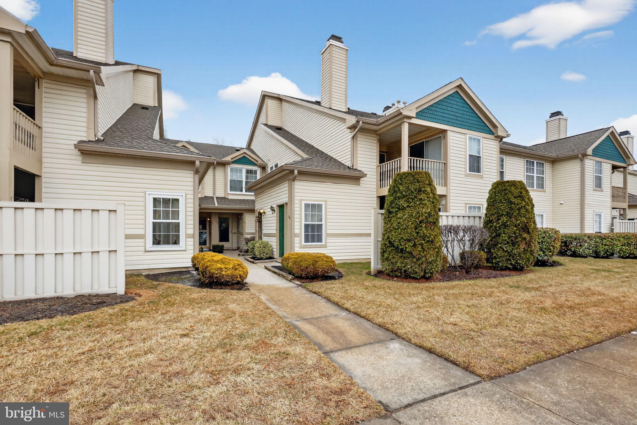 268 STEEPLECHASE COURT