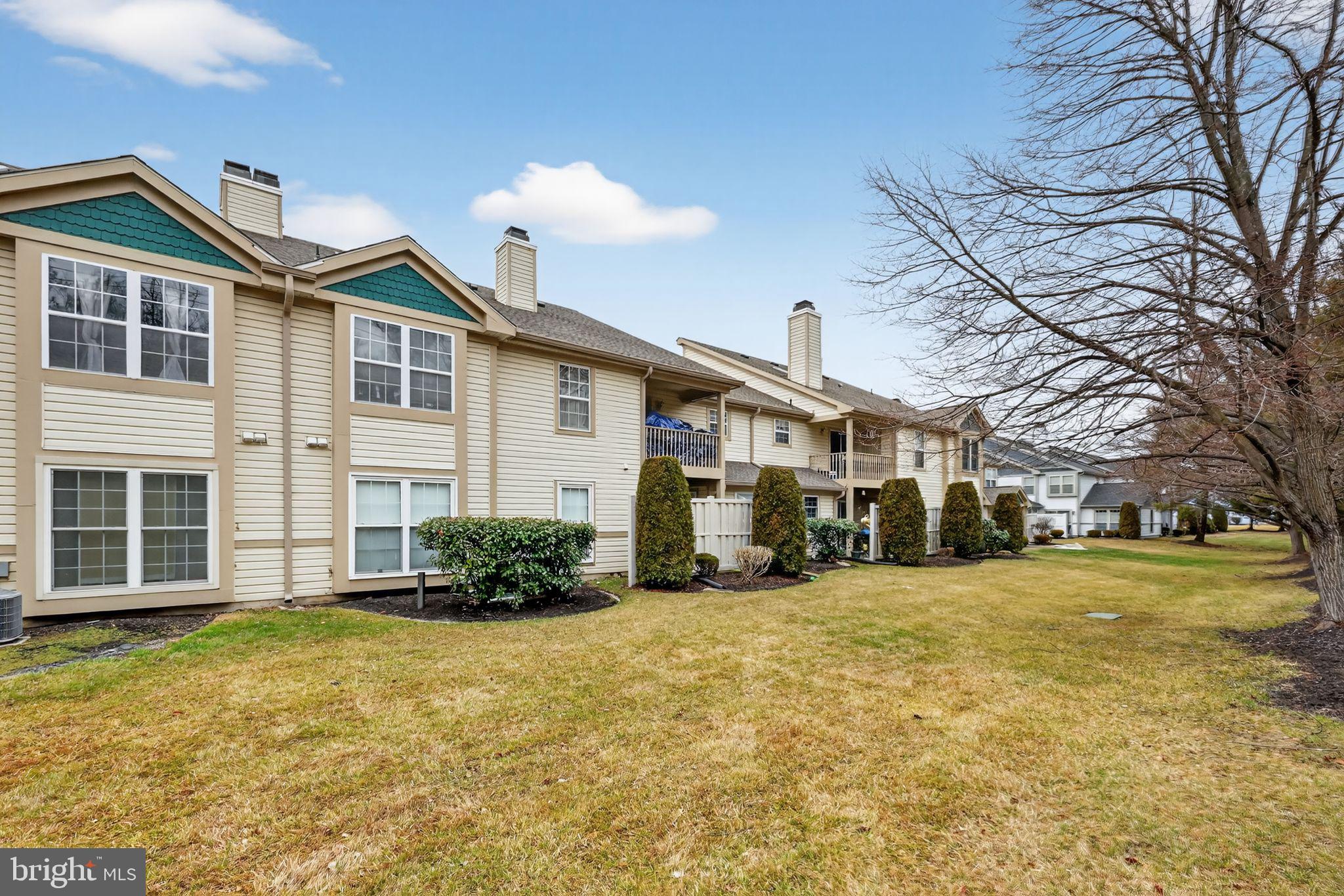 268 STEEPLECHASE COURT