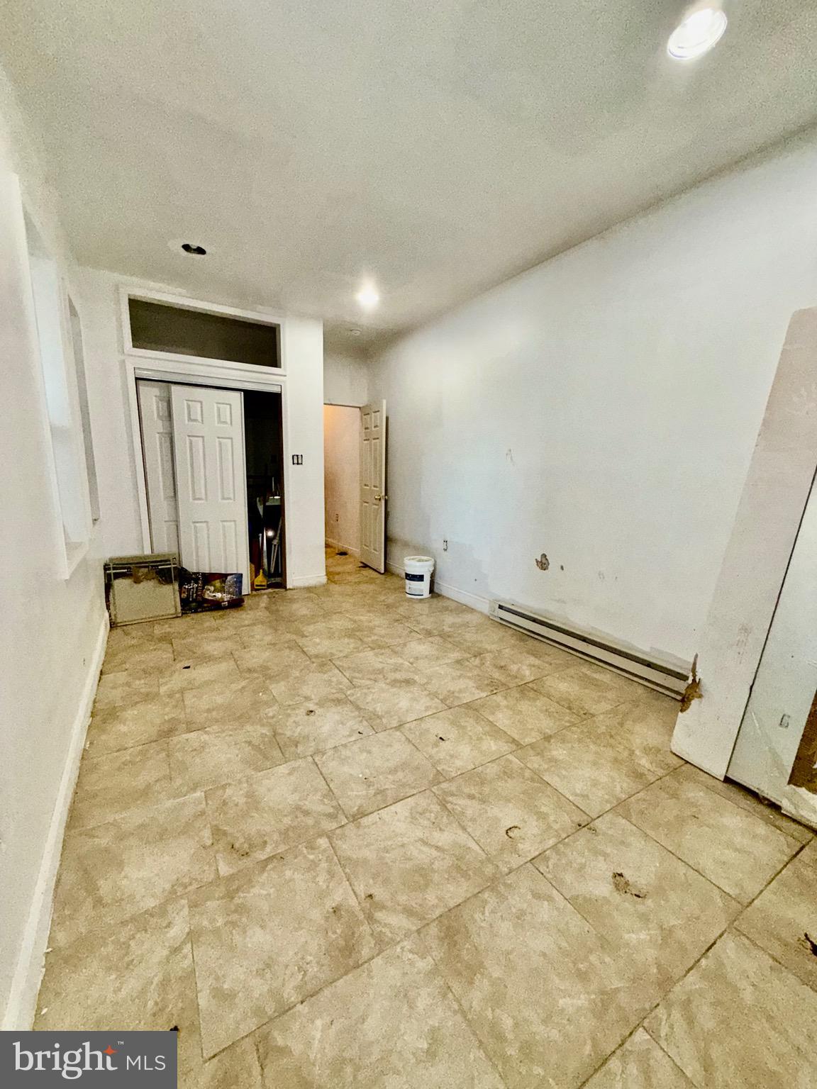 HARROWGATE - Commercial Sale