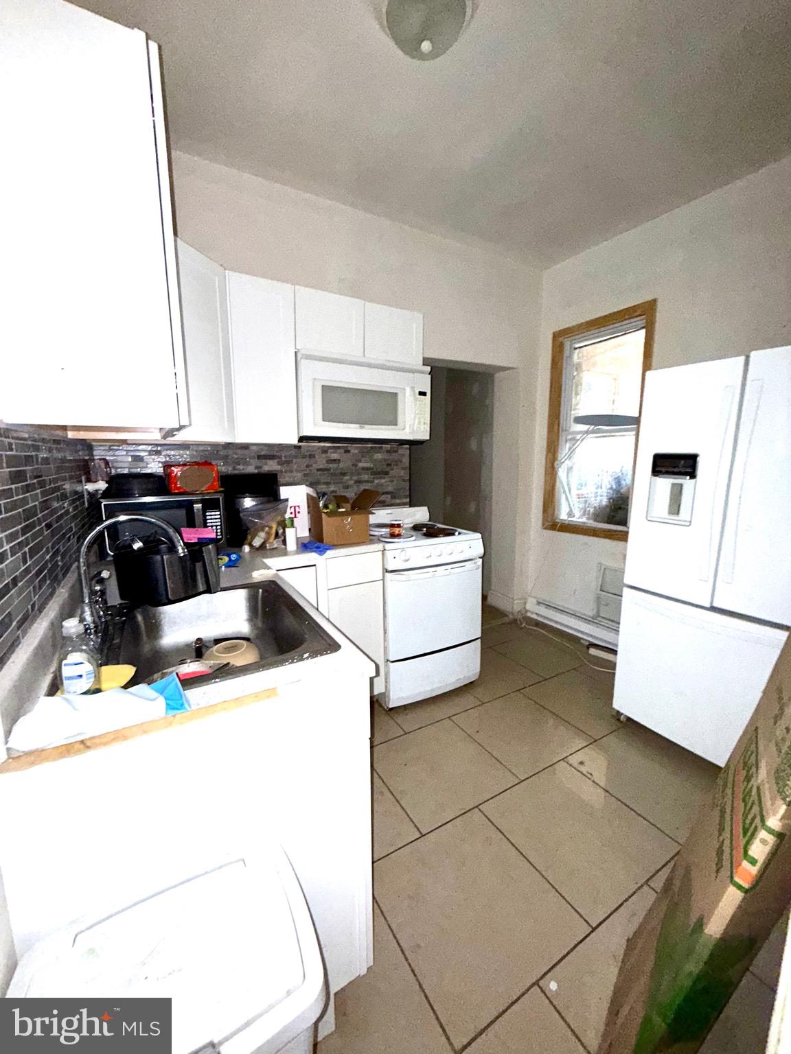 HARROWGATE - Commercial Sale