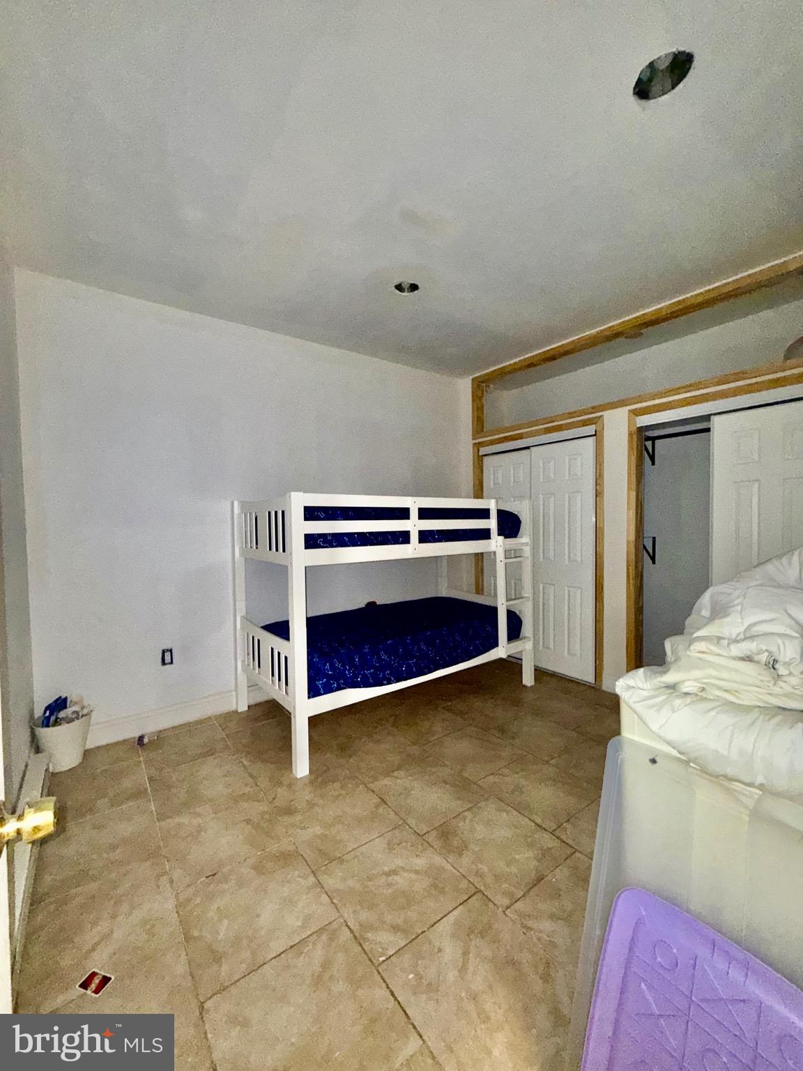 HARROWGATE - Commercial Sale