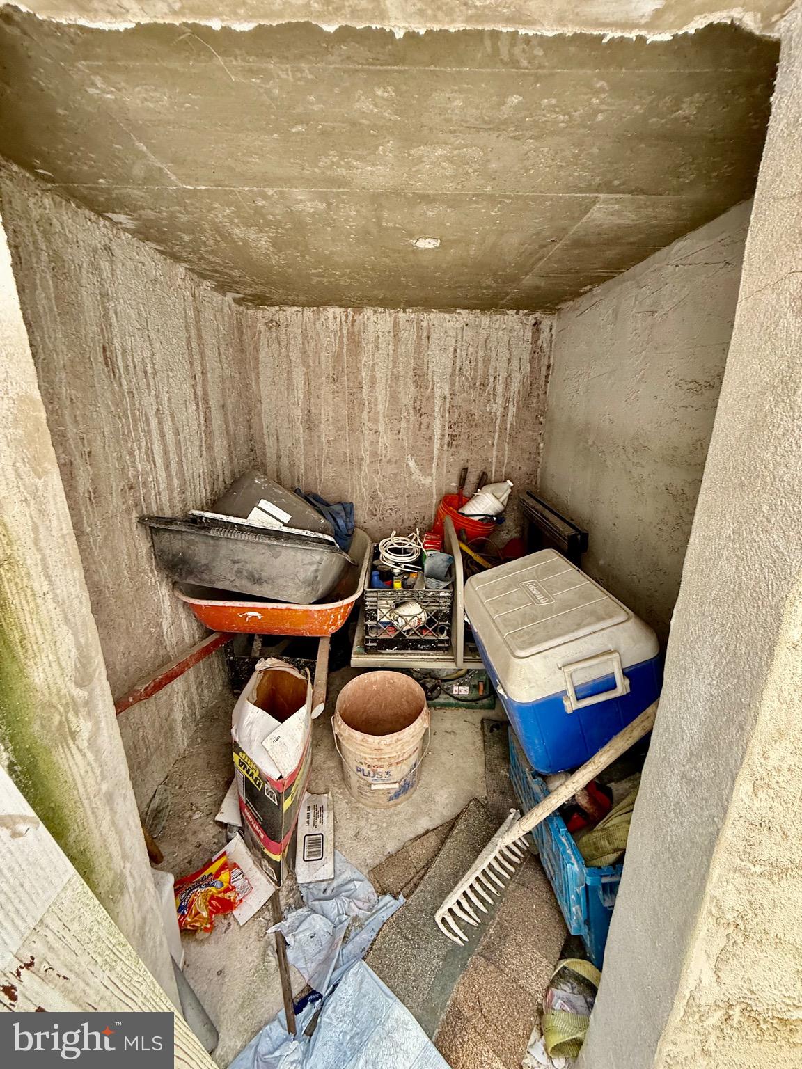 HARROWGATE - Commercial Sale