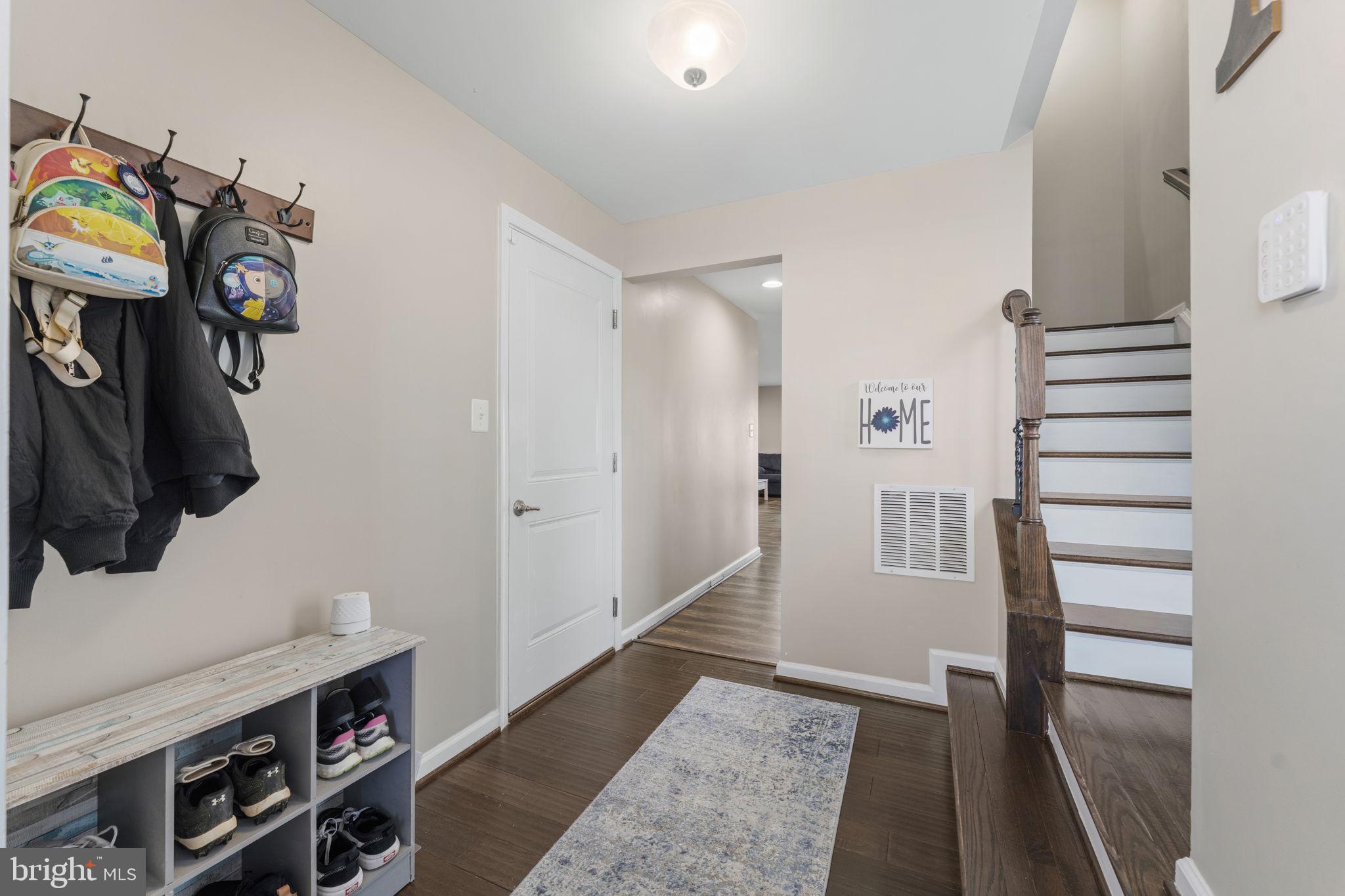 BRADLEY SQUARE - Residential