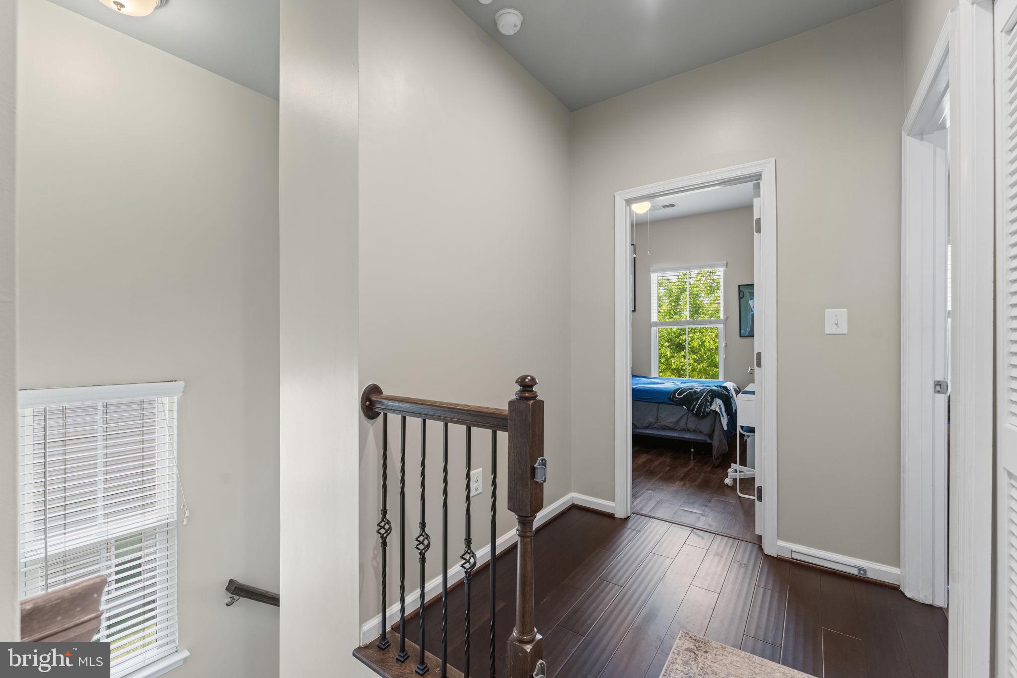 BRADLEY SQUARE - Residential