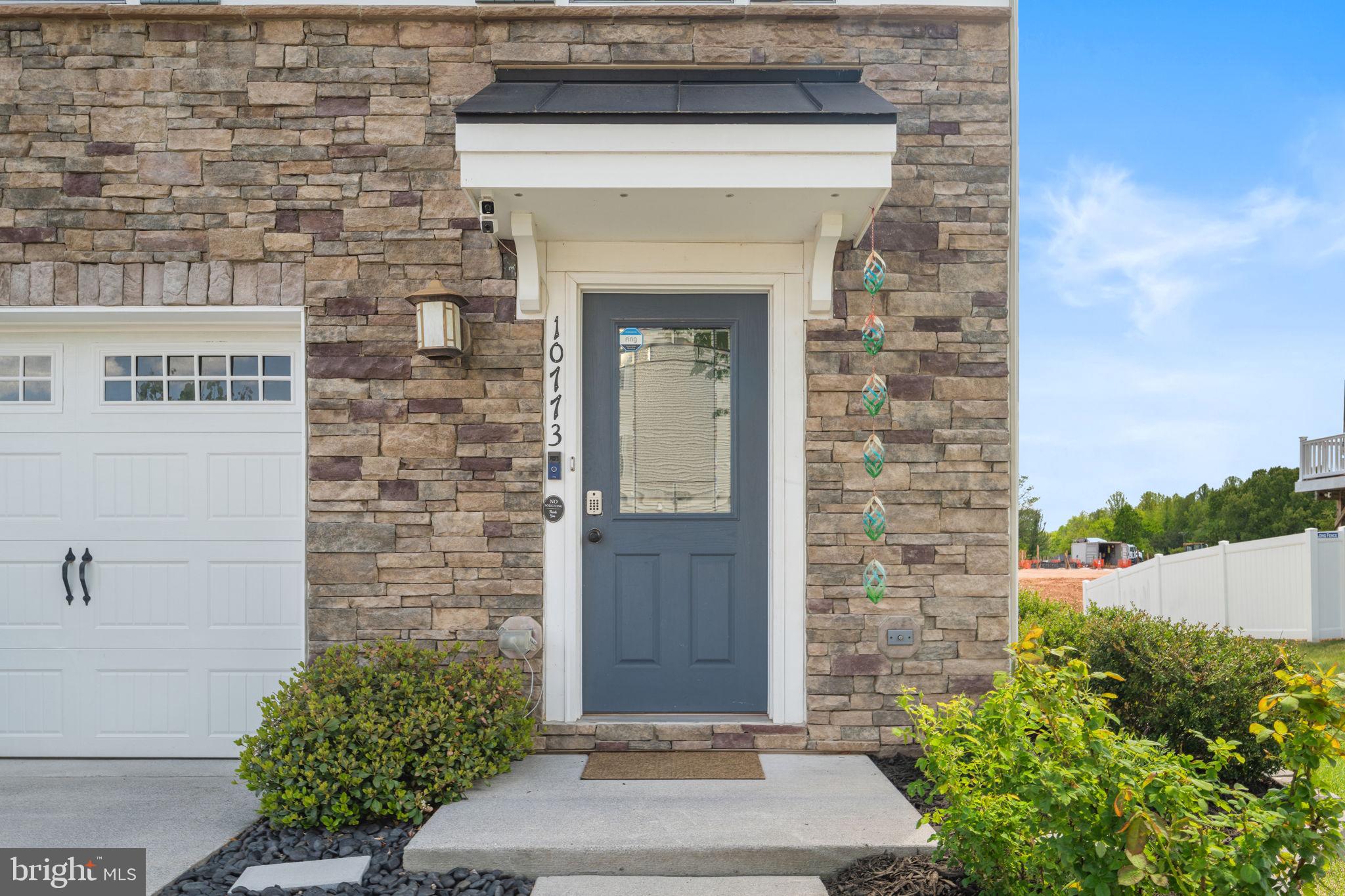 BRADLEY SQUARE - Residential