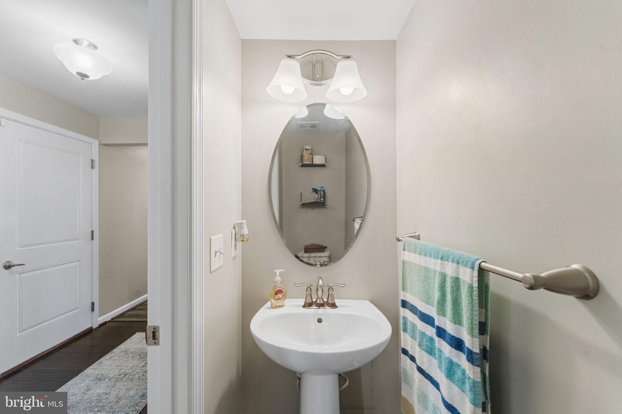 BRADLEY SQUARE - Residential