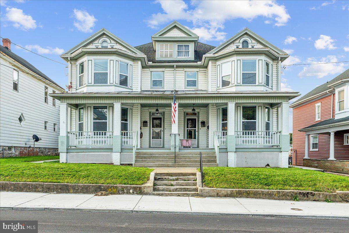 DOWNTOWN MARTINSBURG - Residential Lease