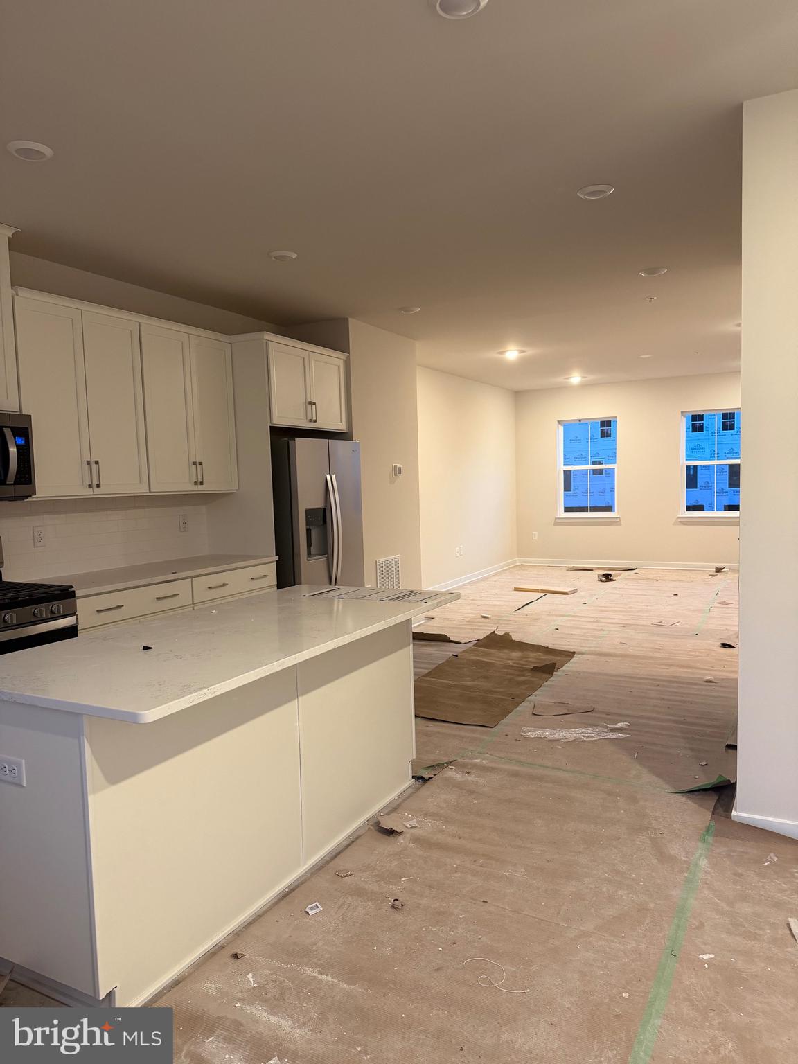 RIVER POINTE - Residential Lease