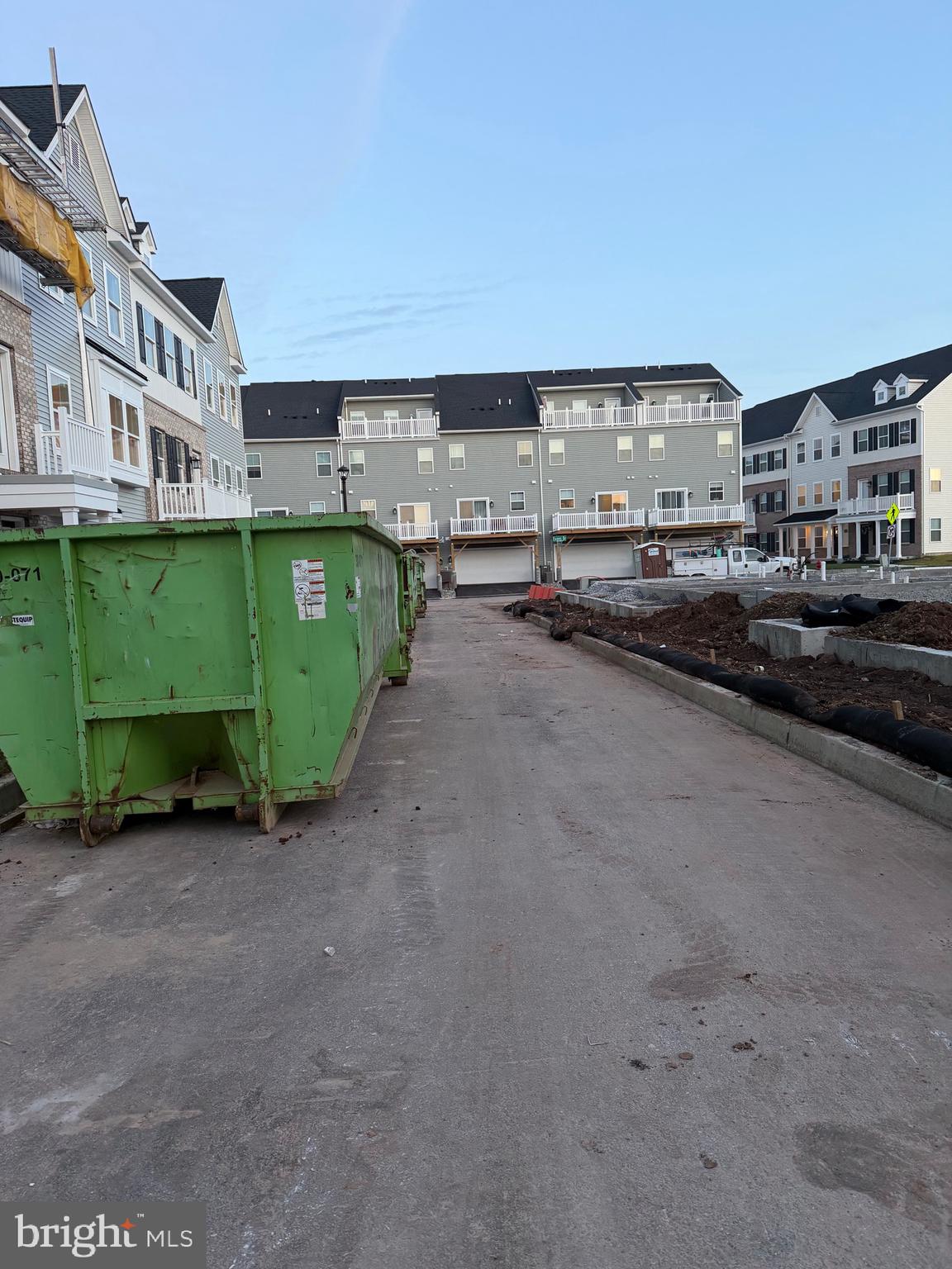 RIVER POINTE - Residential Lease