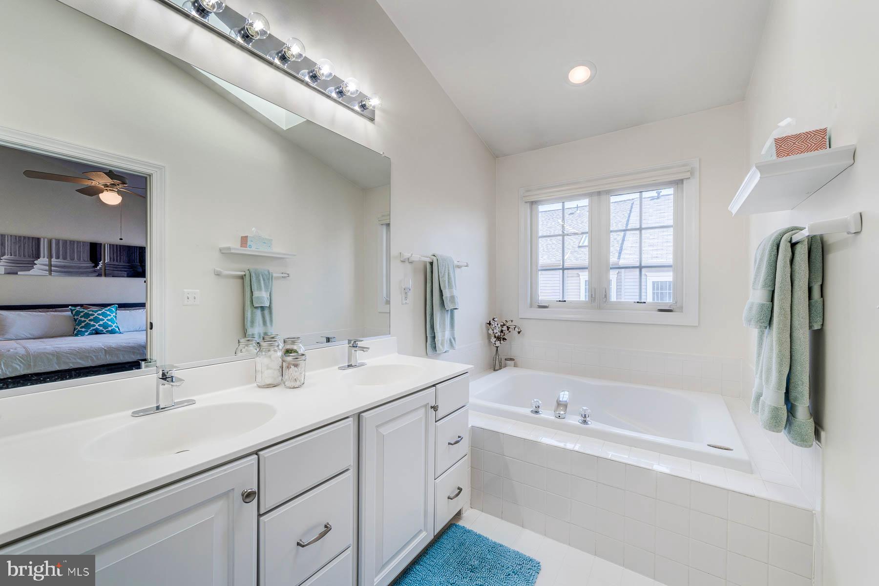 SUMMERS GROVE - Residential