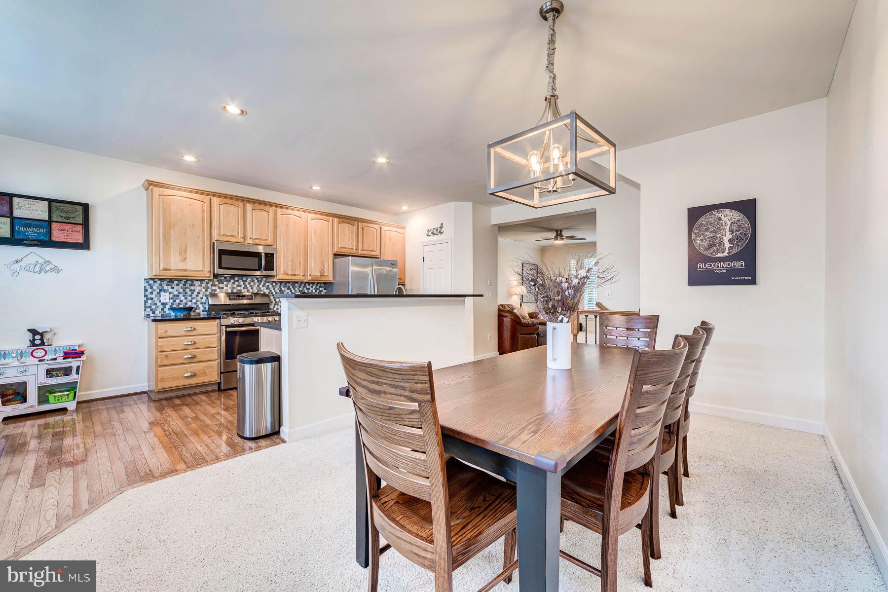 SUMMERS GROVE - Residential