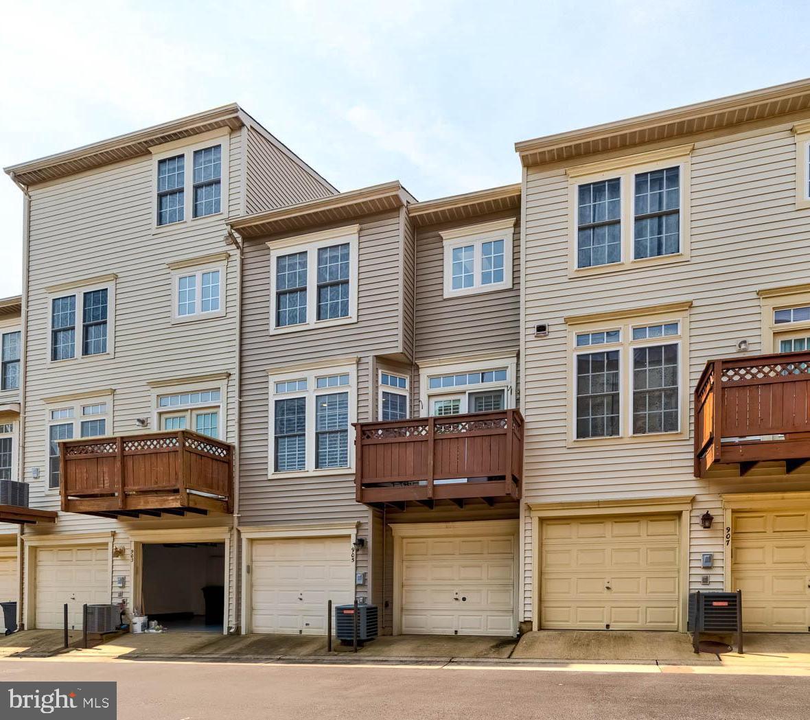 SUMMERS GROVE - Residential