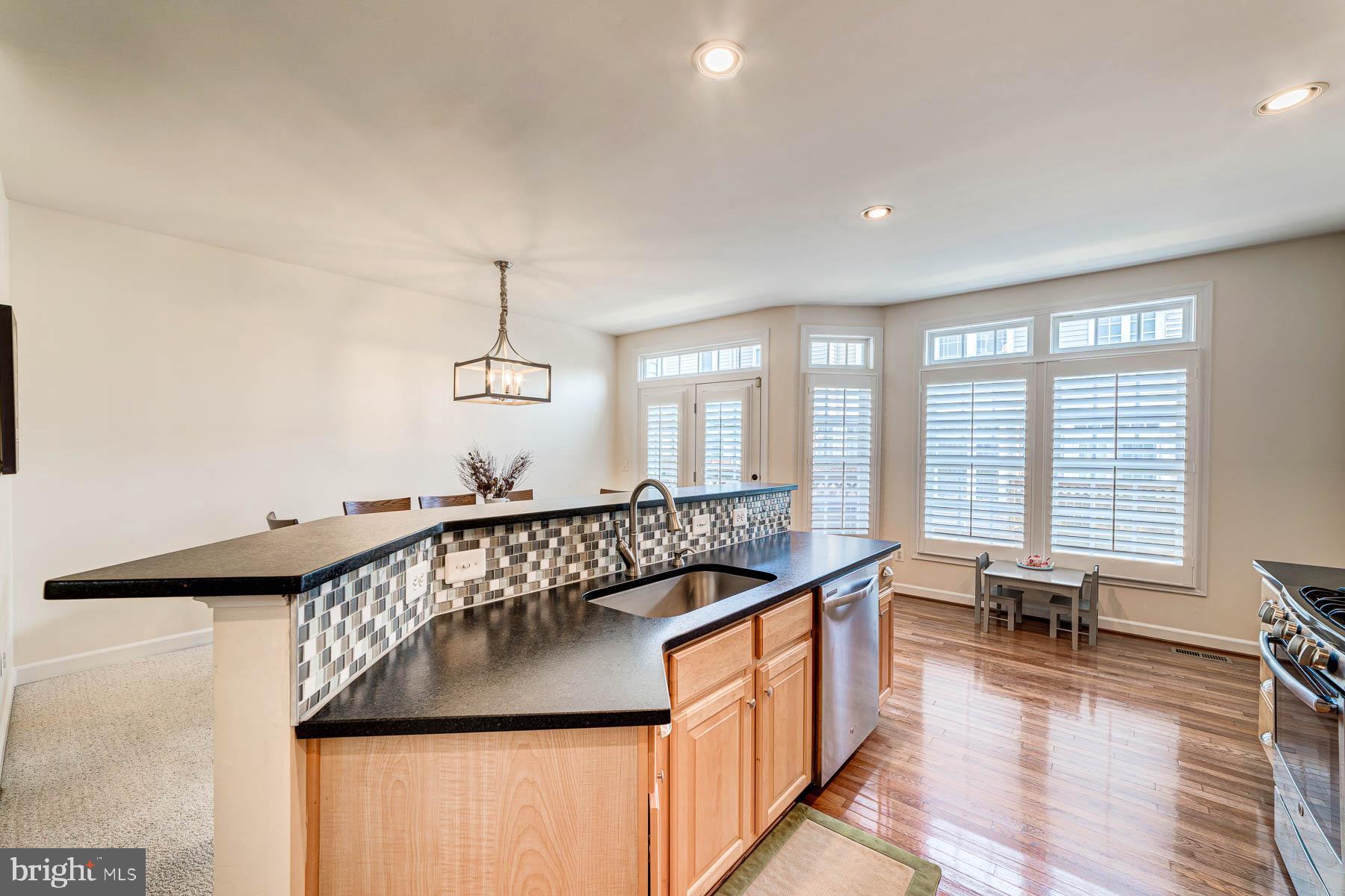 SUMMERS GROVE - Residential