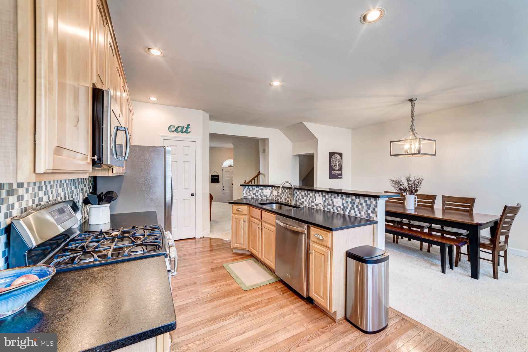 SUMMERS GROVE - Residential