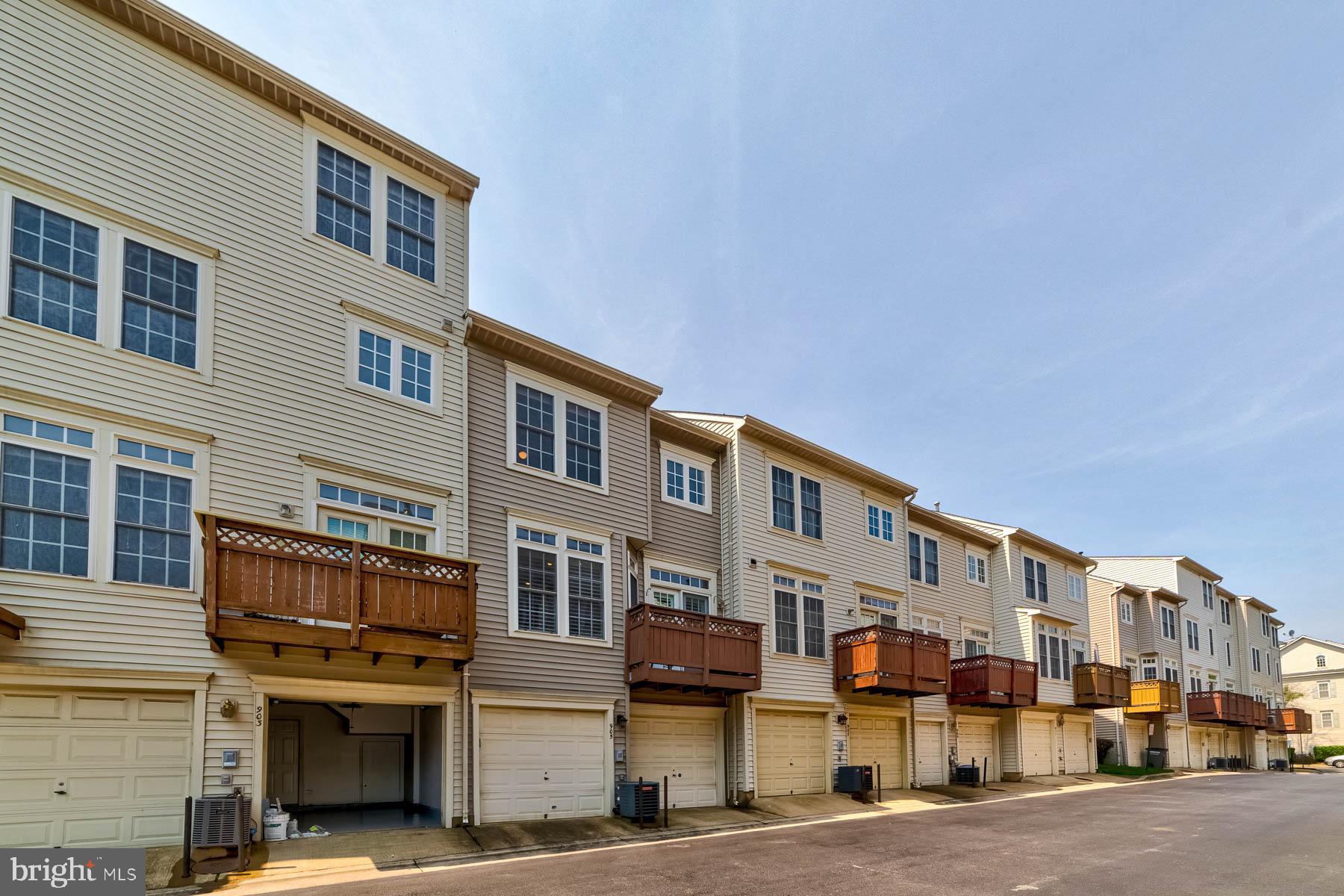 SUMMERS GROVE - Residential