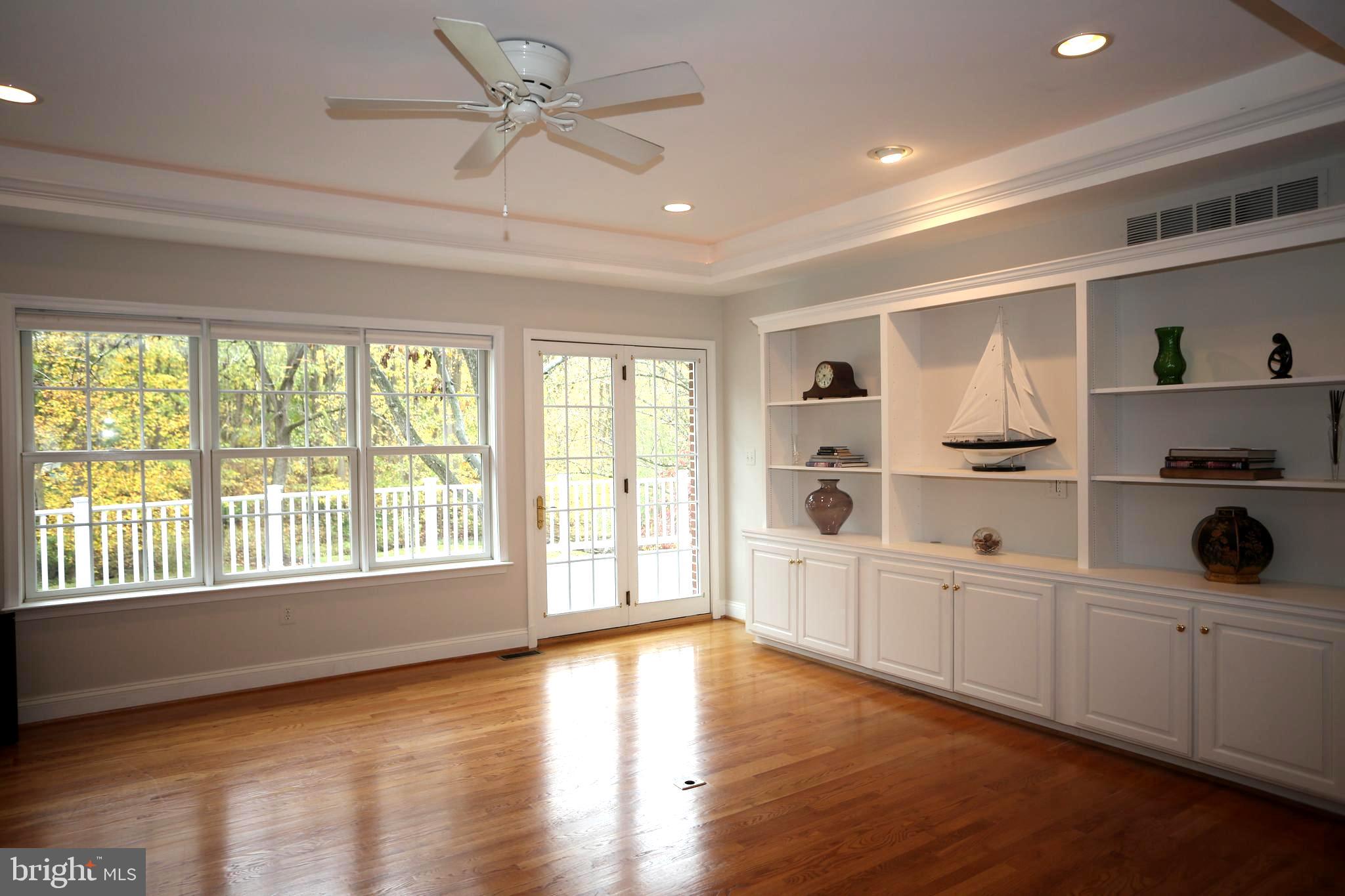 HAMPTON GARTH - Residential