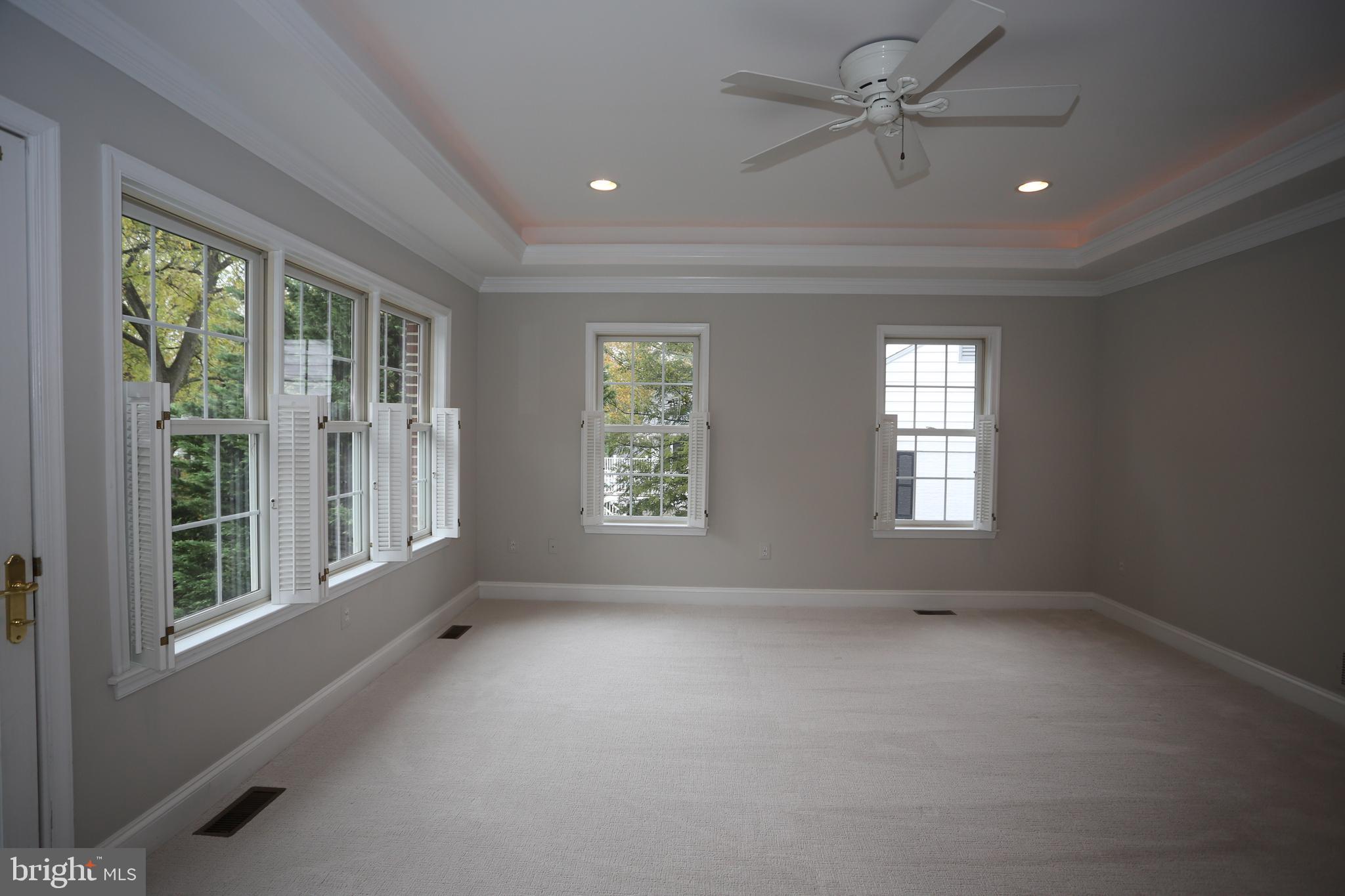 HAMPTON GARTH - Residential