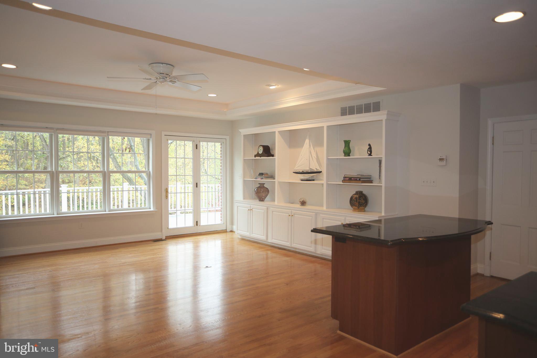 HAMPTON GARTH - Residential