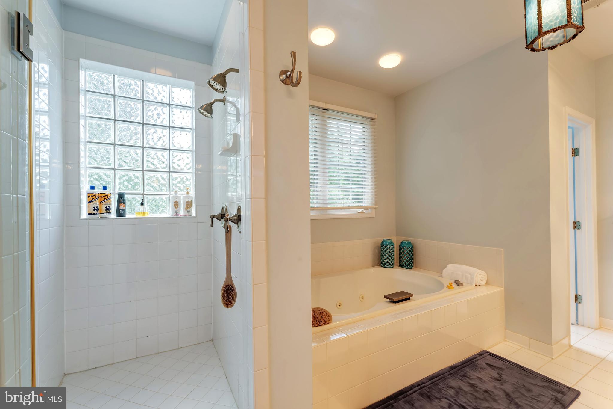 LAMBIANCE OF MCLEAN - Residential