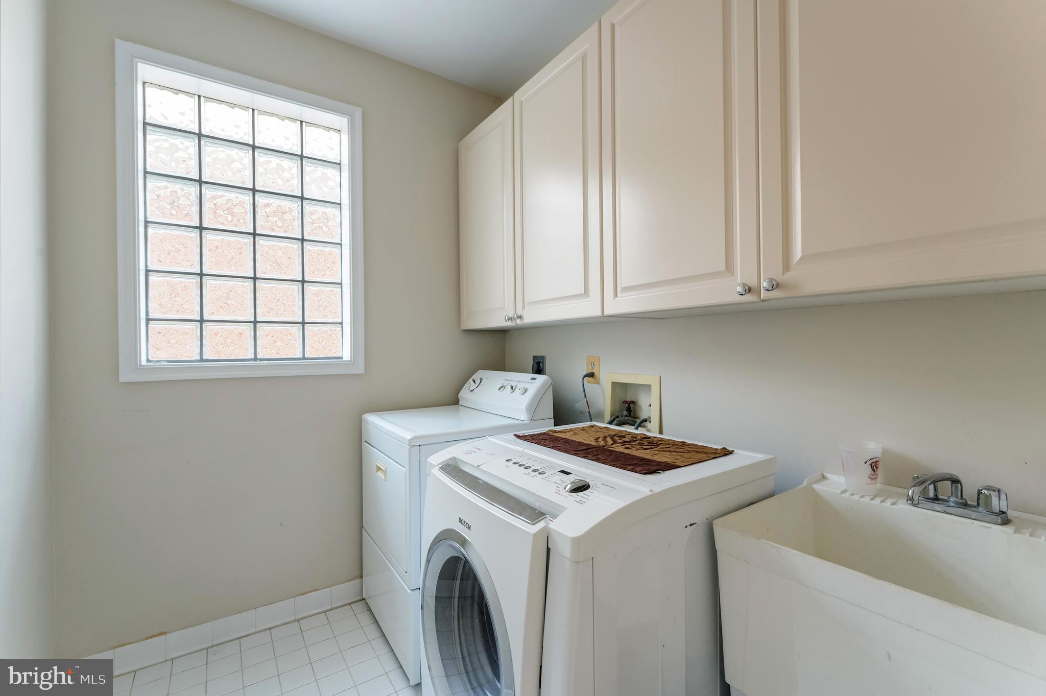 LAMBIANCE OF MCLEAN - Residential