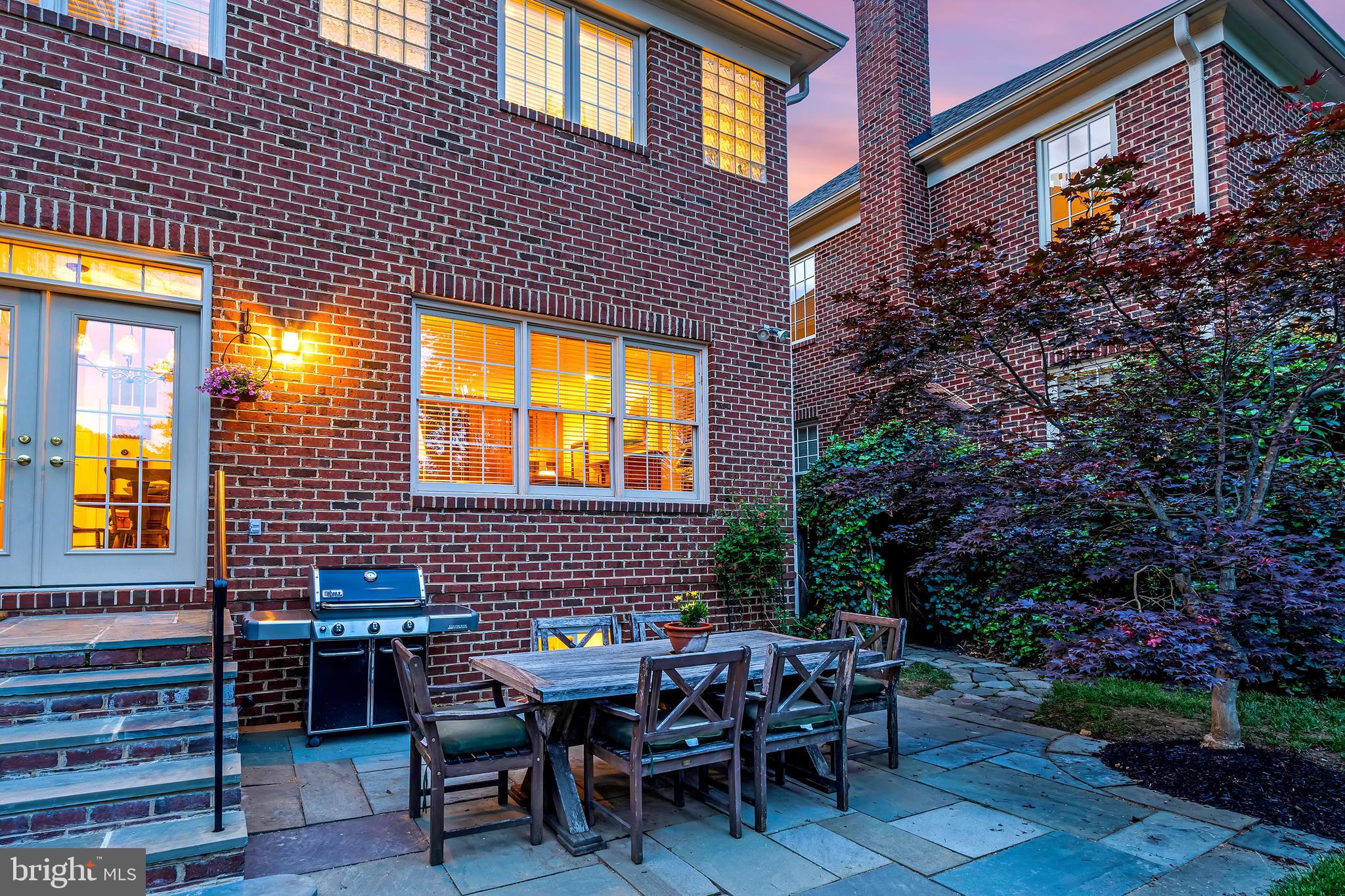 LAMBIANCE OF MCLEAN - Residential