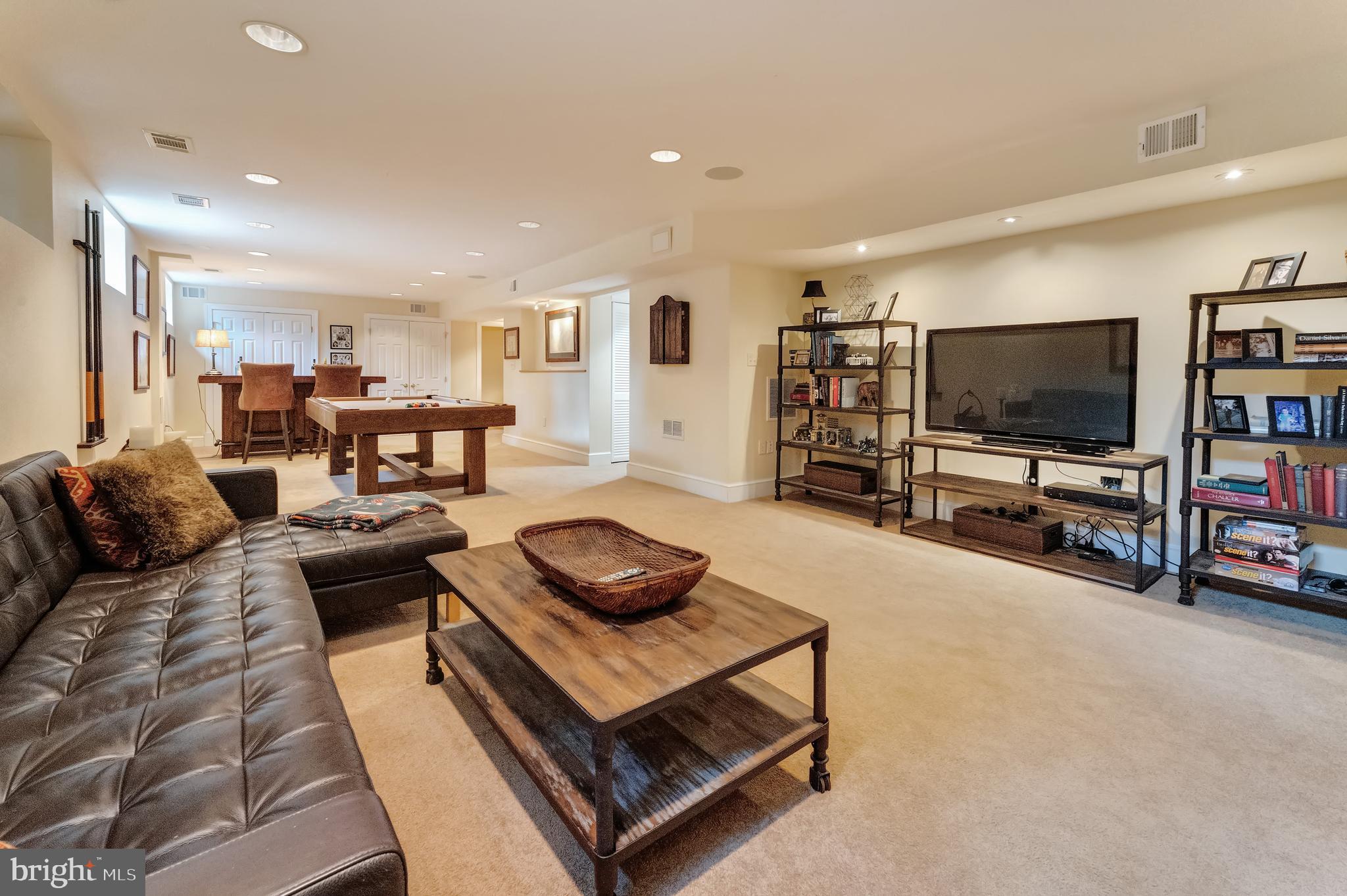 LAMBIANCE OF MCLEAN - Residential