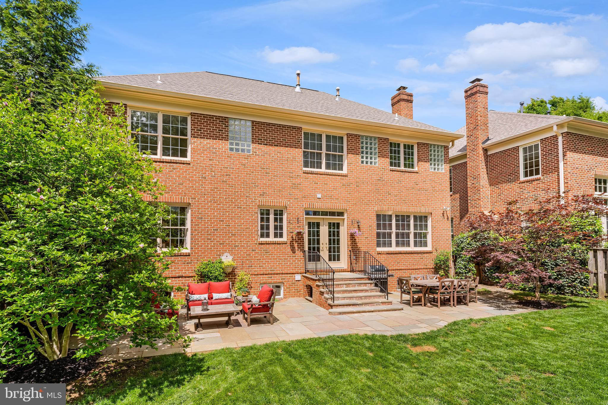 LAMBIANCE OF MCLEAN - Residential