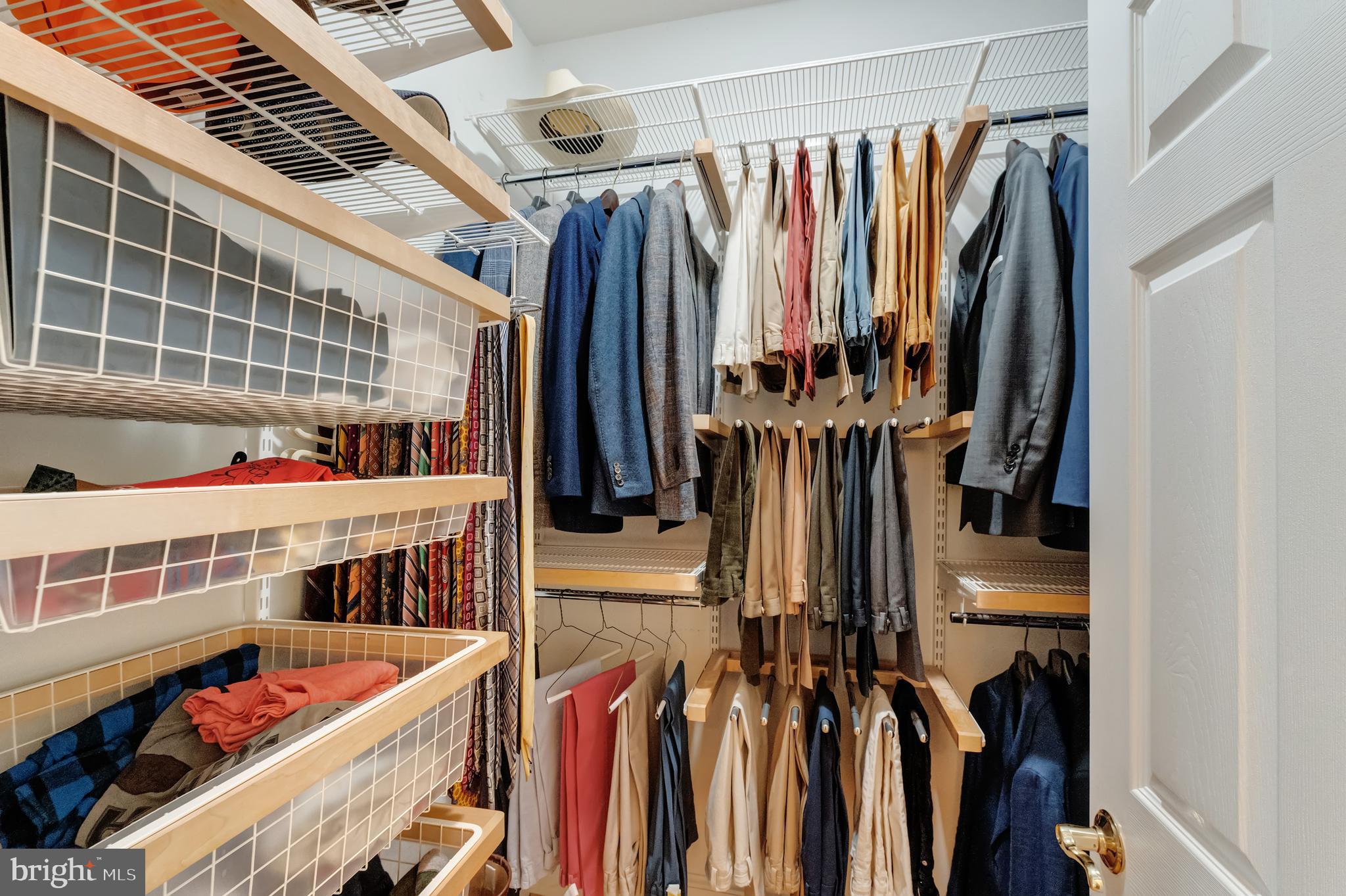 LAMBIANCE OF MCLEAN - Residential