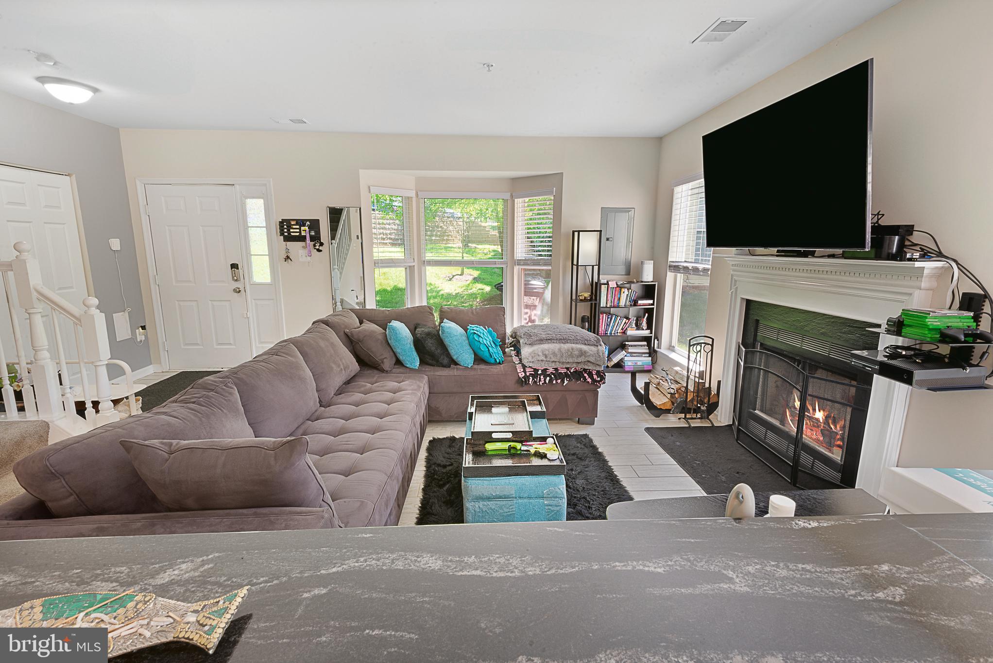 3735 POGONIA COURT 6E