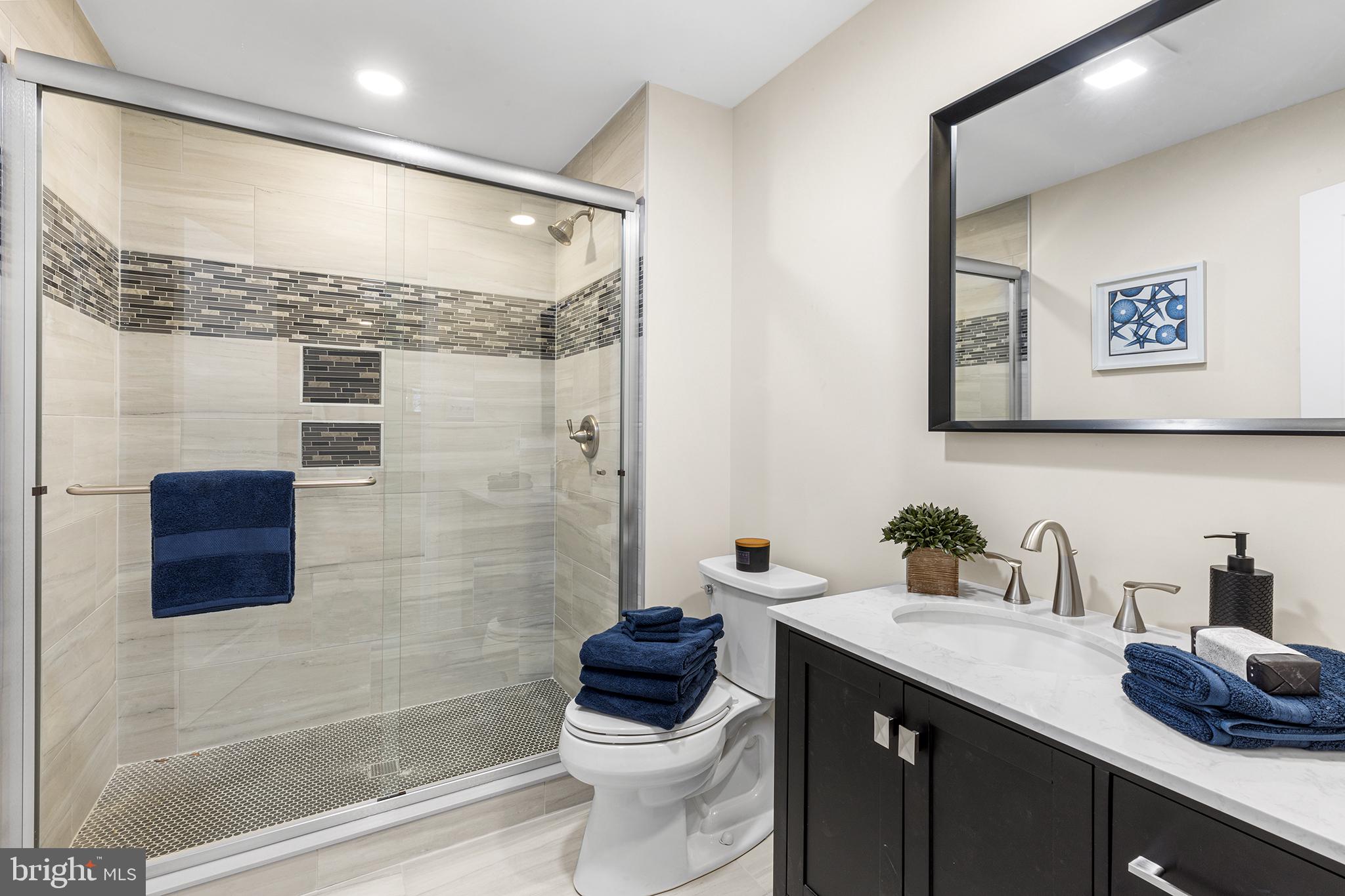 PORT INDIAN - Residential