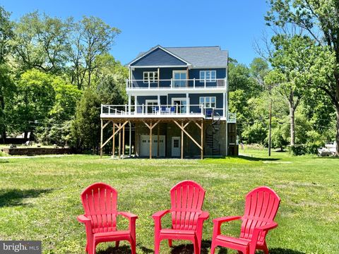 81 W INDIAN LANE EAGLEVILLE PA 19403