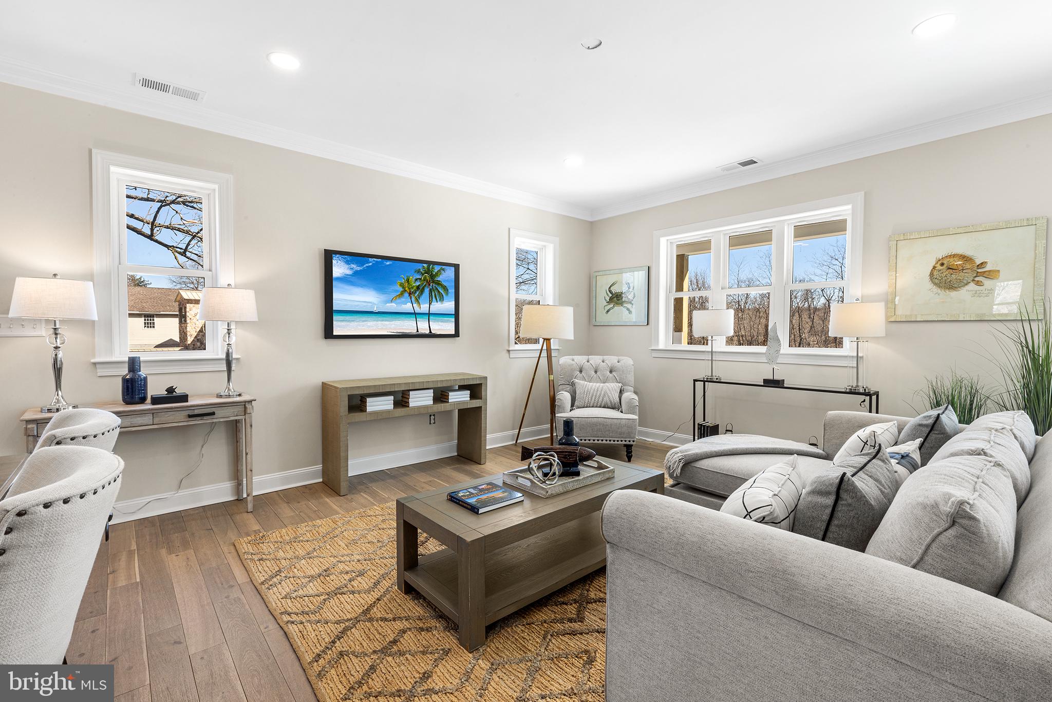 PORT INDIAN - Residential