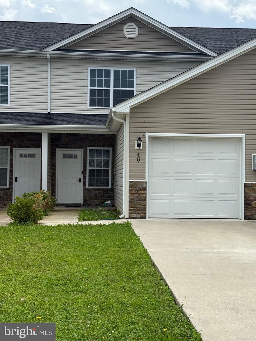 **Price Improvement** This 3-bedroom, 2.5-bath townhome offers a great layout for anyone looking to make a space their own. With a functional floor plan, spacious bedrooms, and plenty of potential, it’s ideal for investors, first-time buyers, or anyone ready to roll up their sleeves and add some personal touches.

Located in a convenient area close to local shops, restaurants, and commuter routes, this home delivers value and opportunity at a great price point. Whether you’re looking for a rental, a starter home, or a project, this one is worth a look.