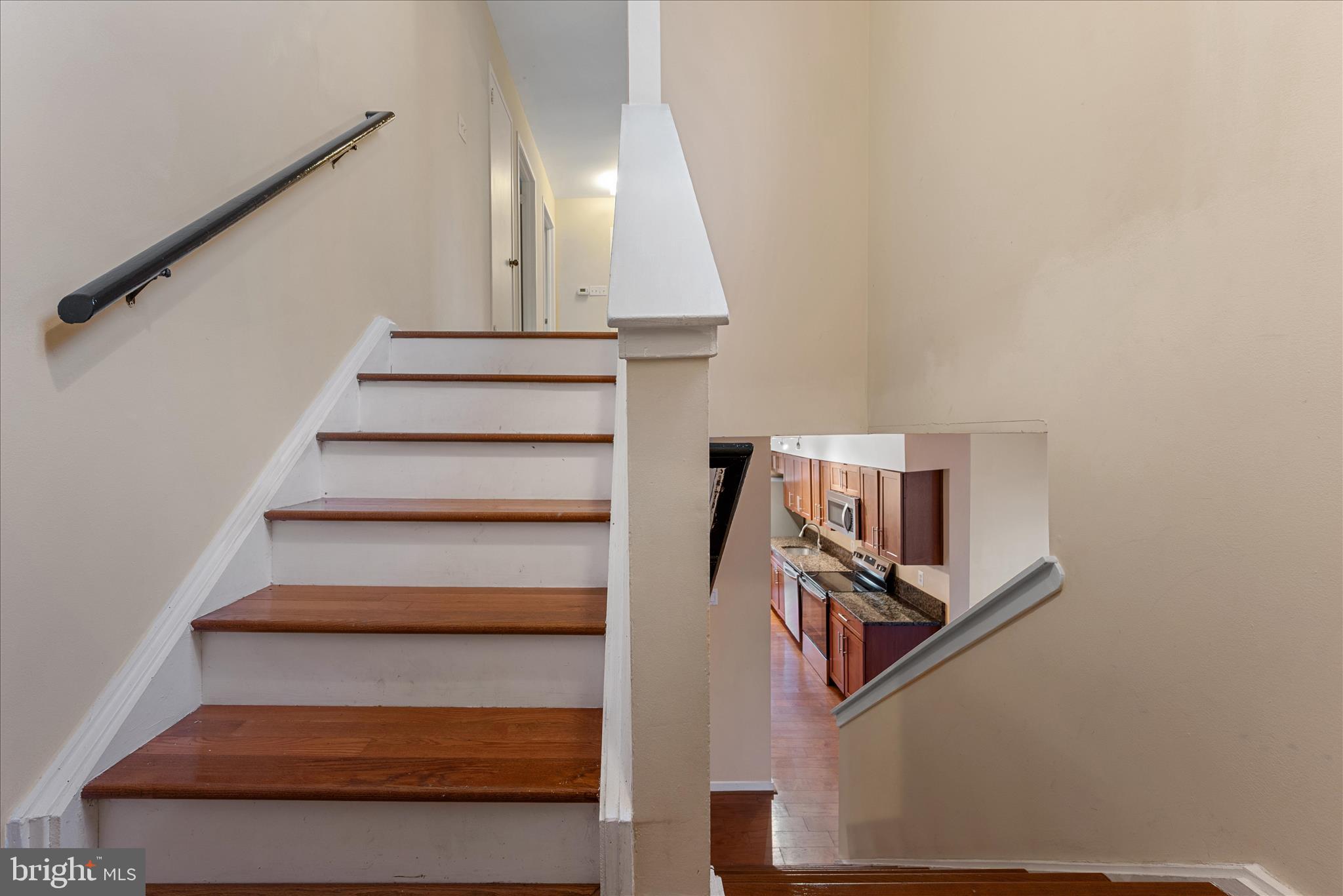 RESTON - Residential Lease