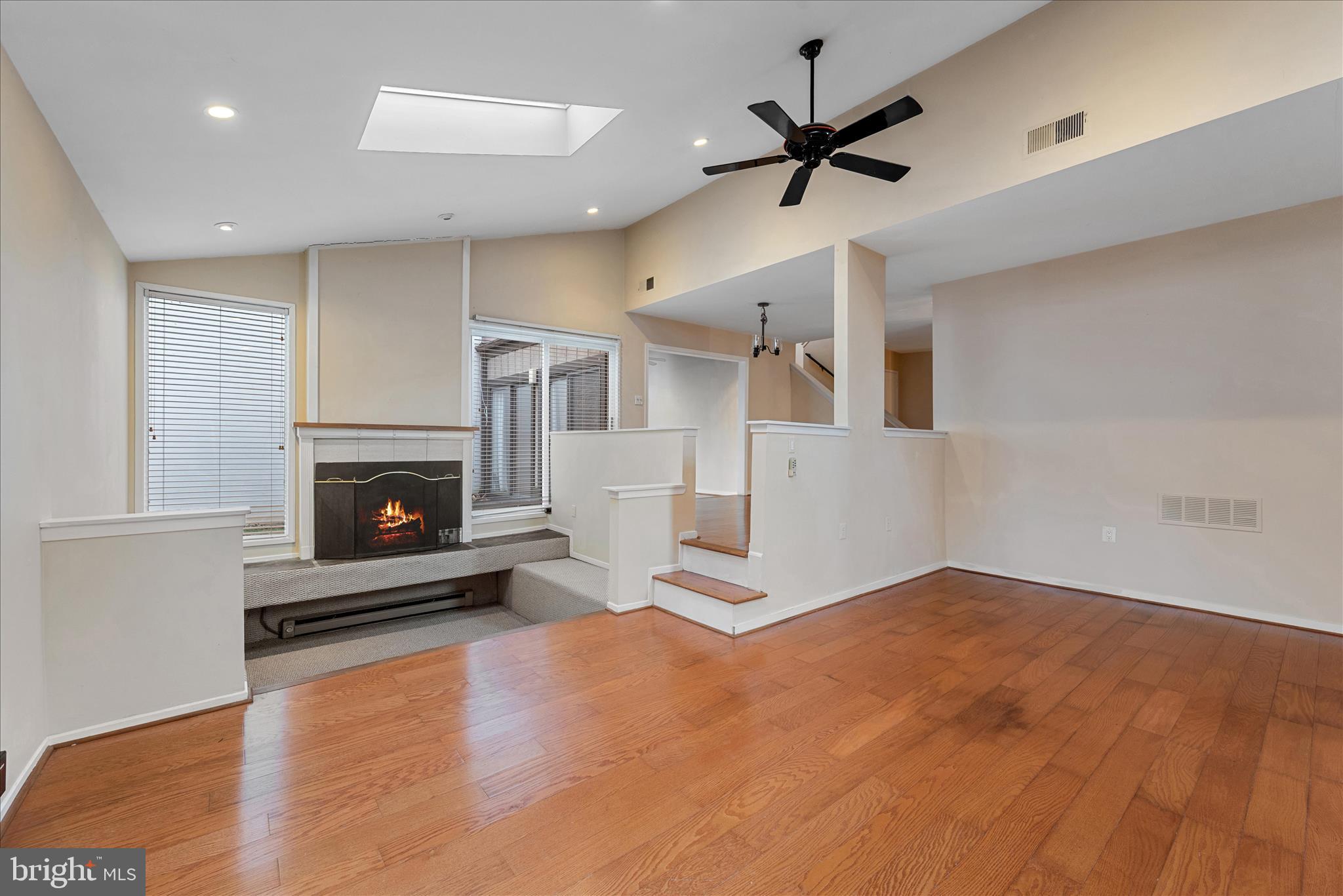 RESTON - Residential Lease