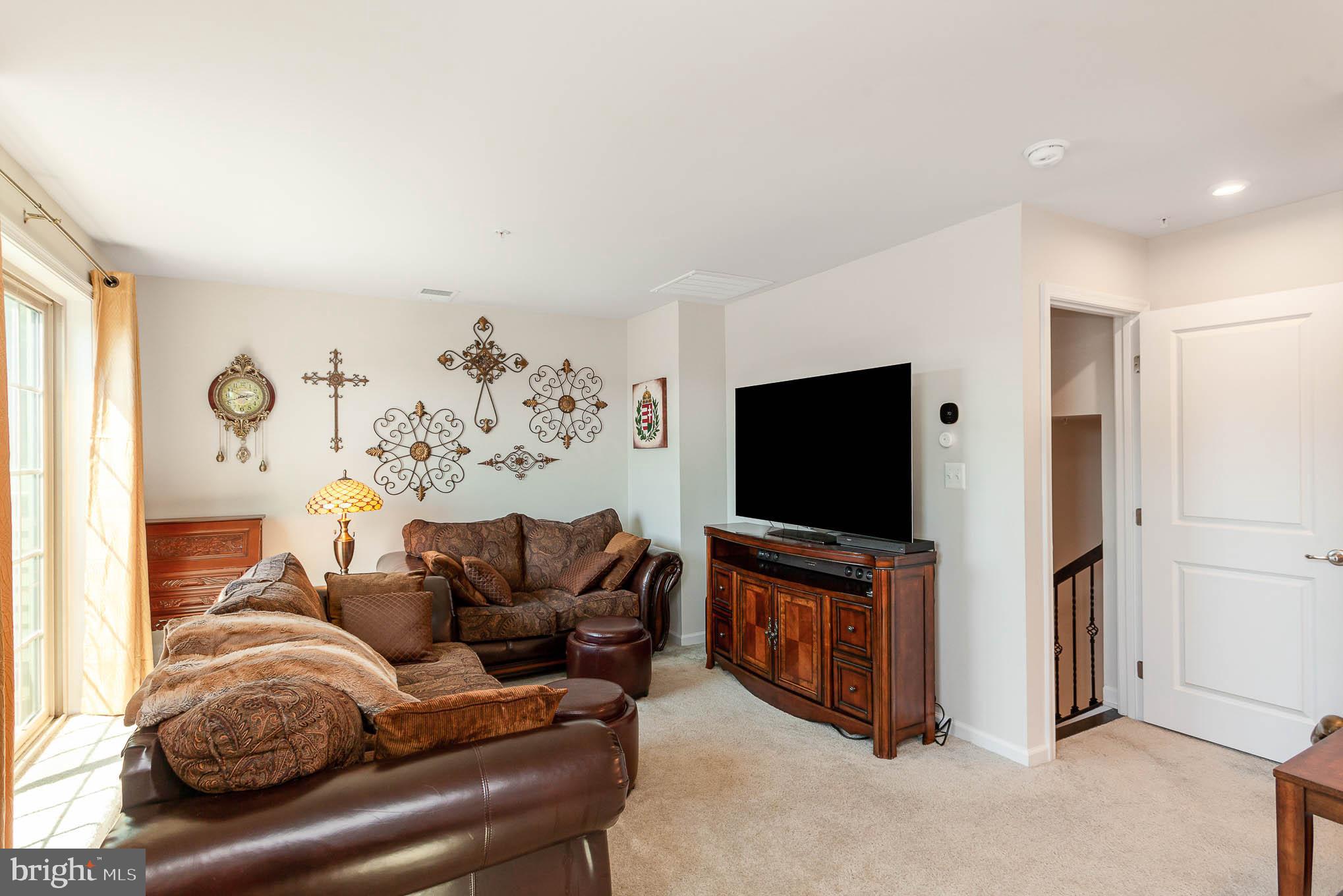 PRESERVE AT WINDLASS RUN - Residential