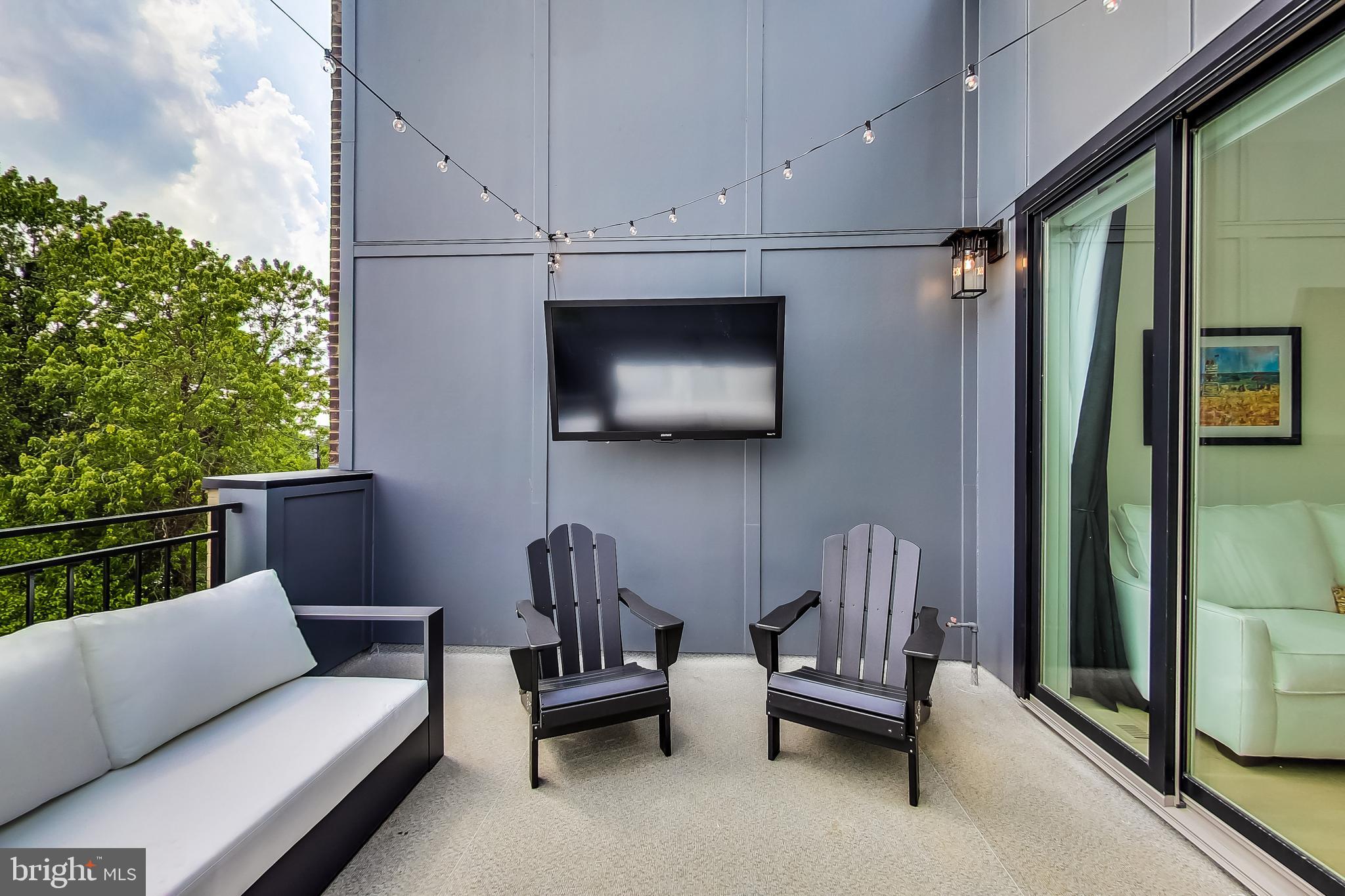 KENSINGTON - Residential