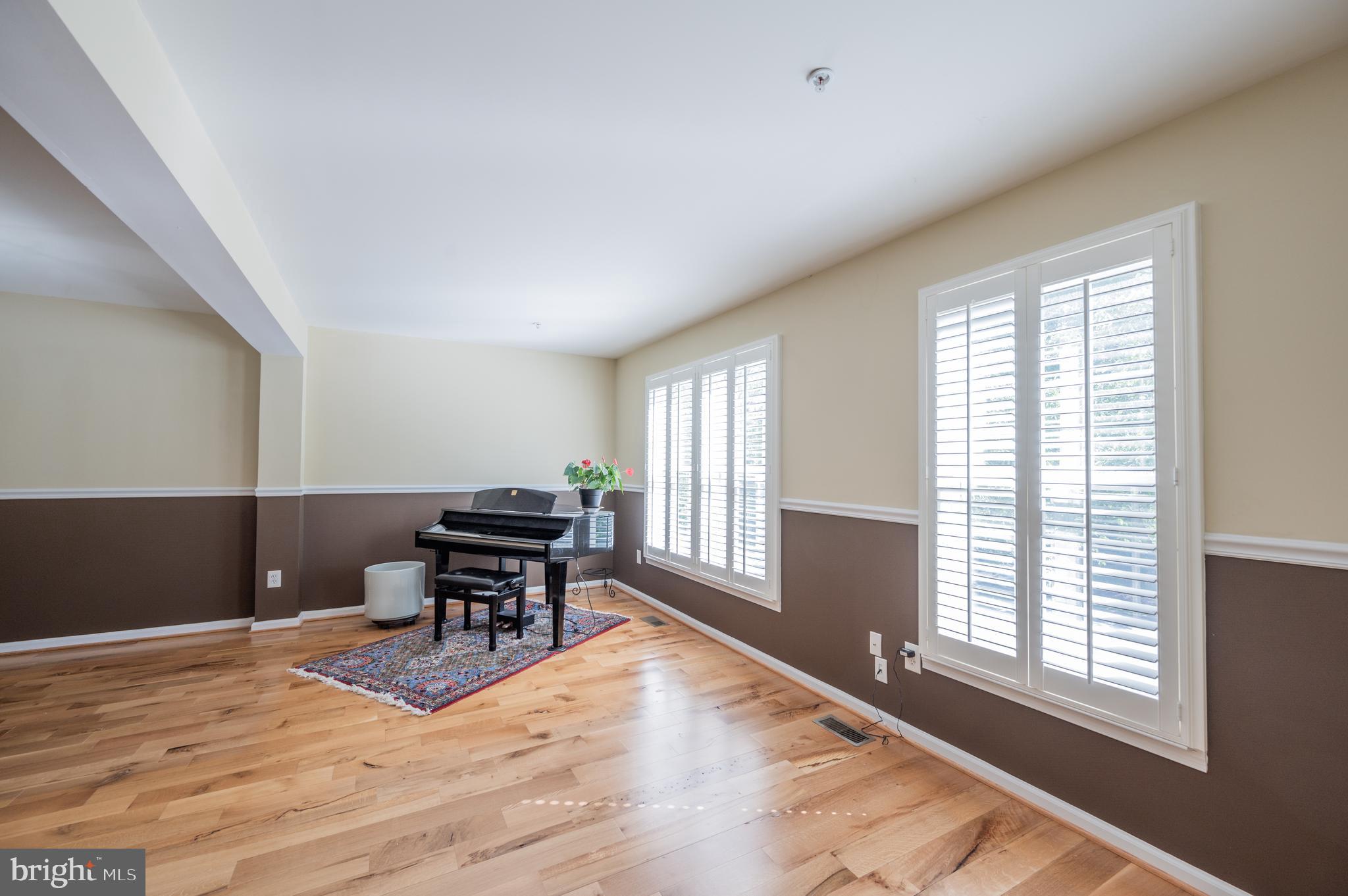 HAMMONDS OVERLOOK - Residential