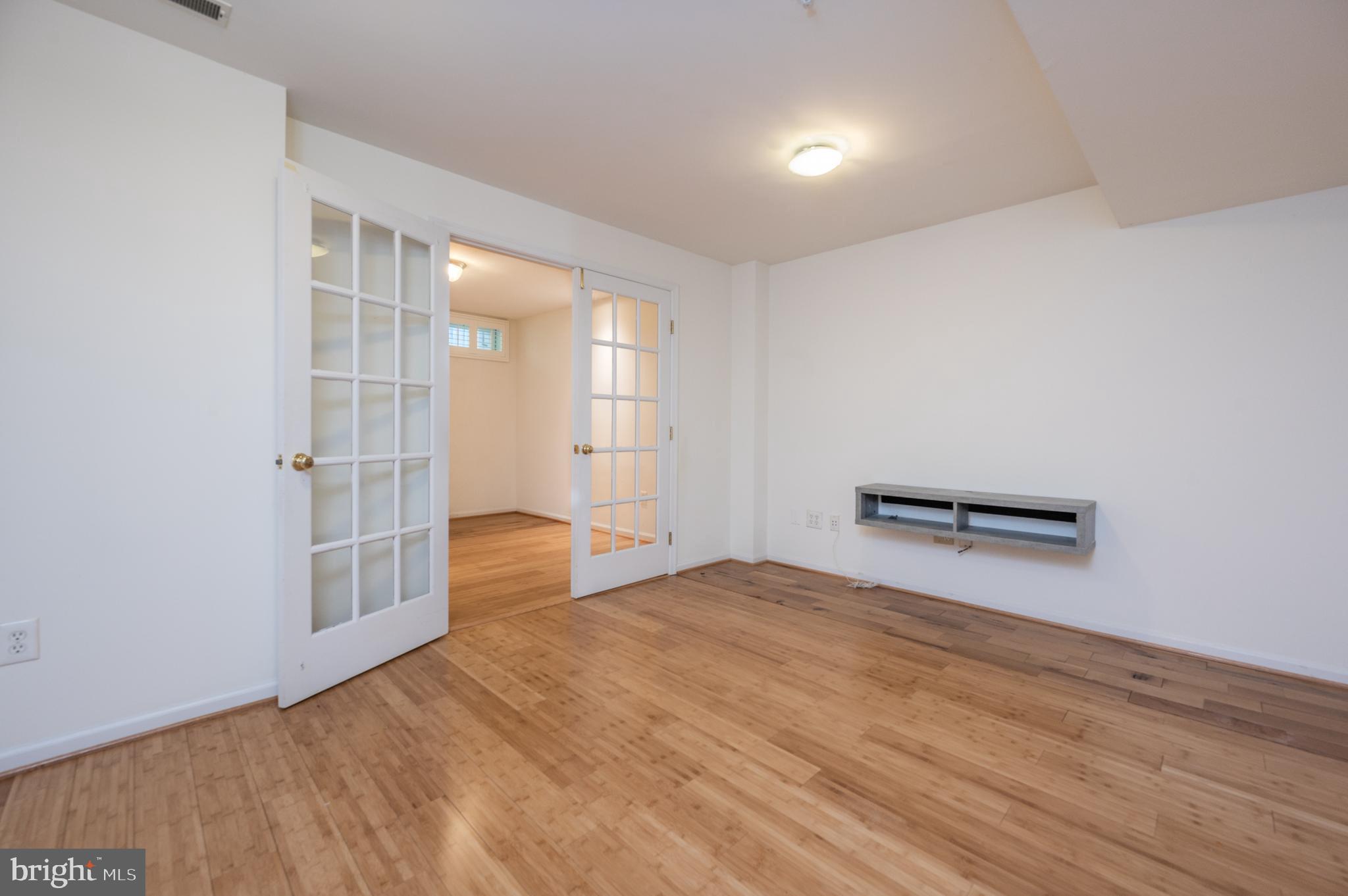 HAMMONDS OVERLOOK - Residential