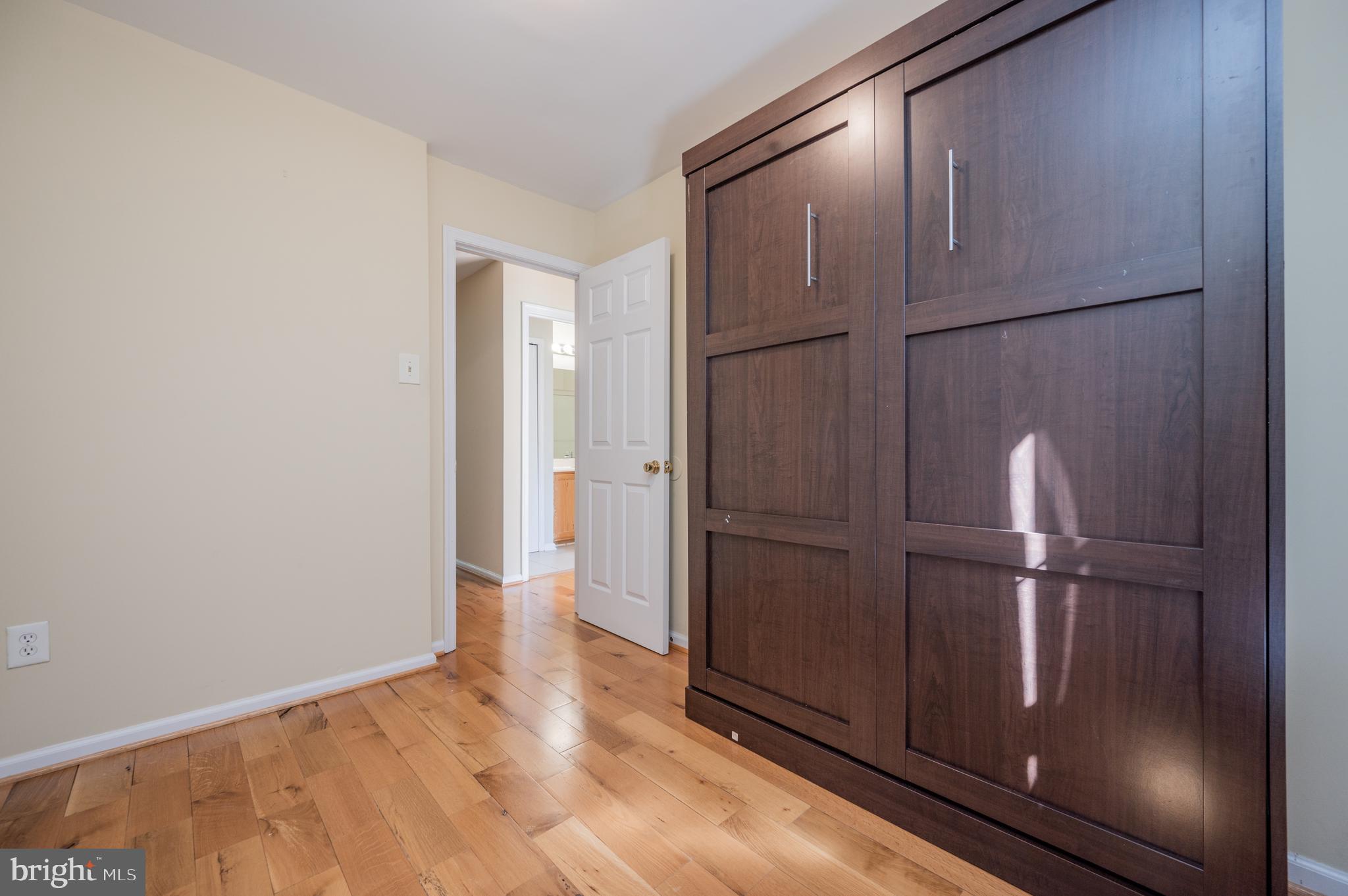 HAMMONDS OVERLOOK - Residential