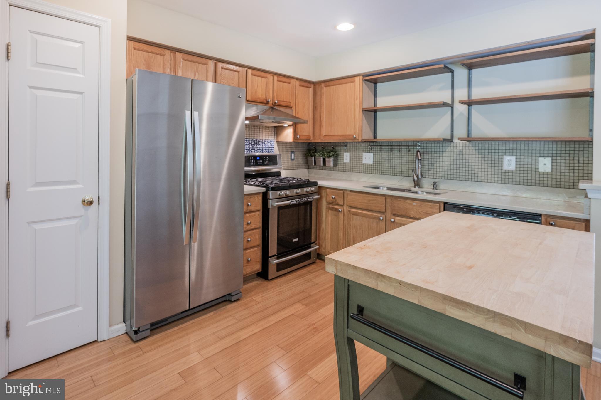 HAMMONDS OVERLOOK - Residential