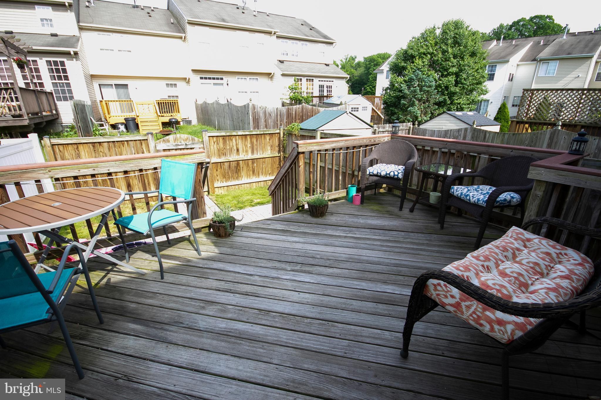 HOLLY WOODS - Residential