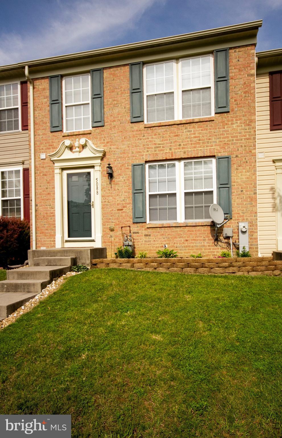 HOLLY WOODS - Residential