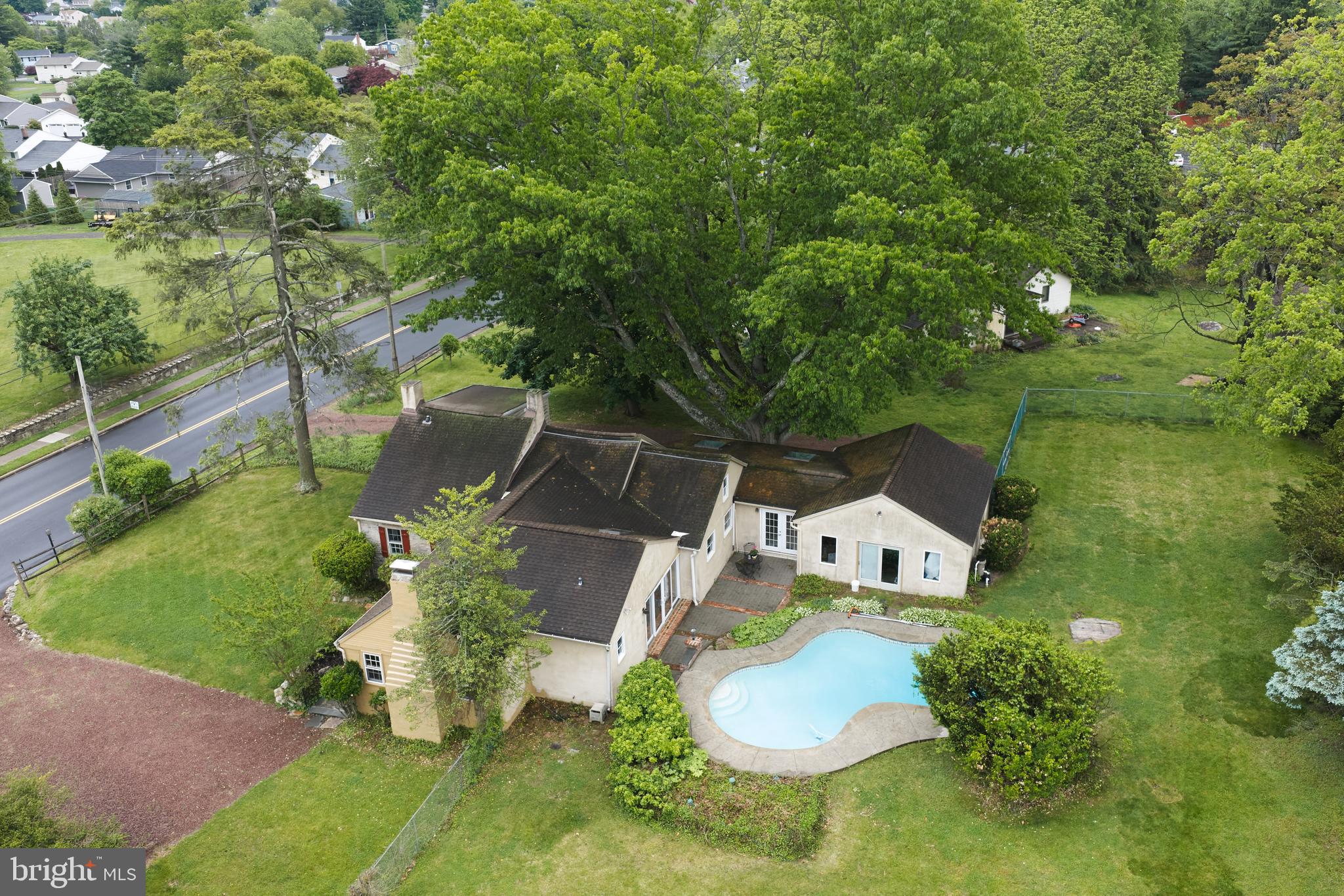OAK TREE FARMS - Residential