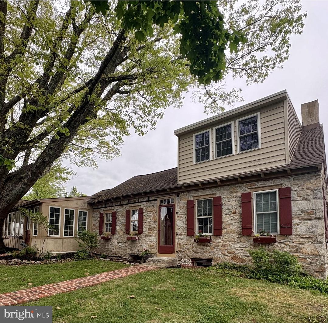 1465 MAKEFIELD ROAD