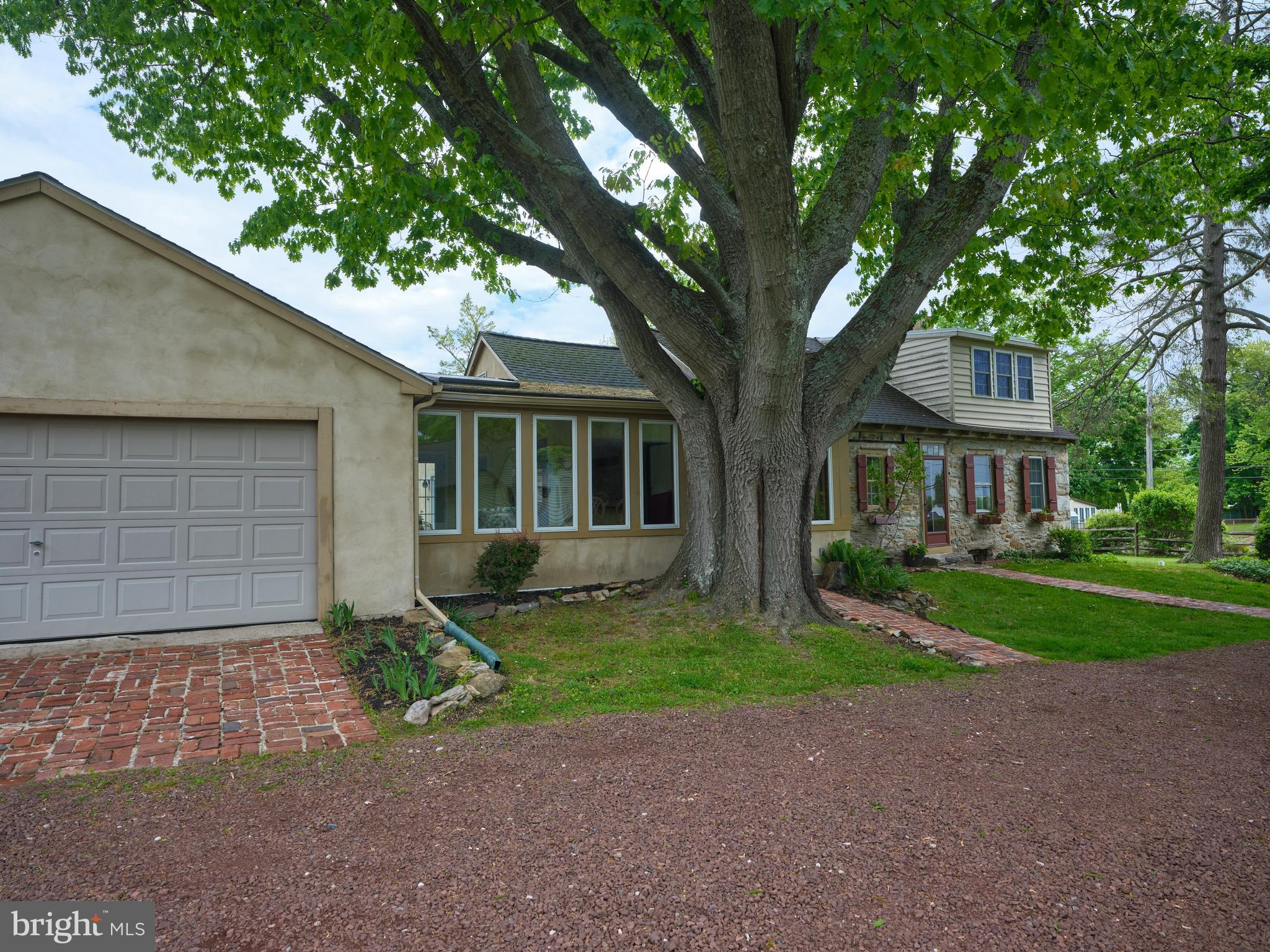 OAK TREE FARMS - Residential