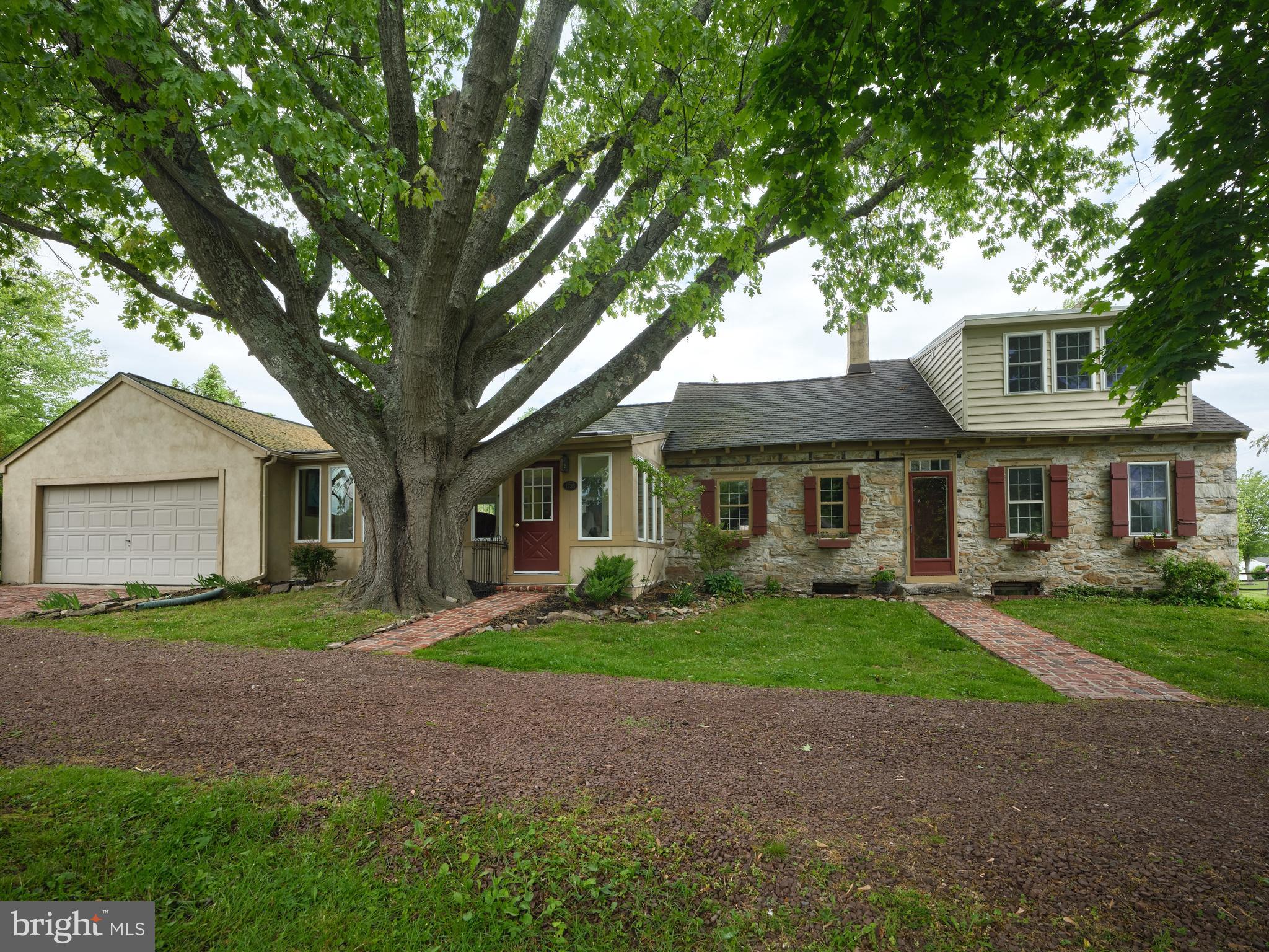 OAK TREE FARMS - Residential
