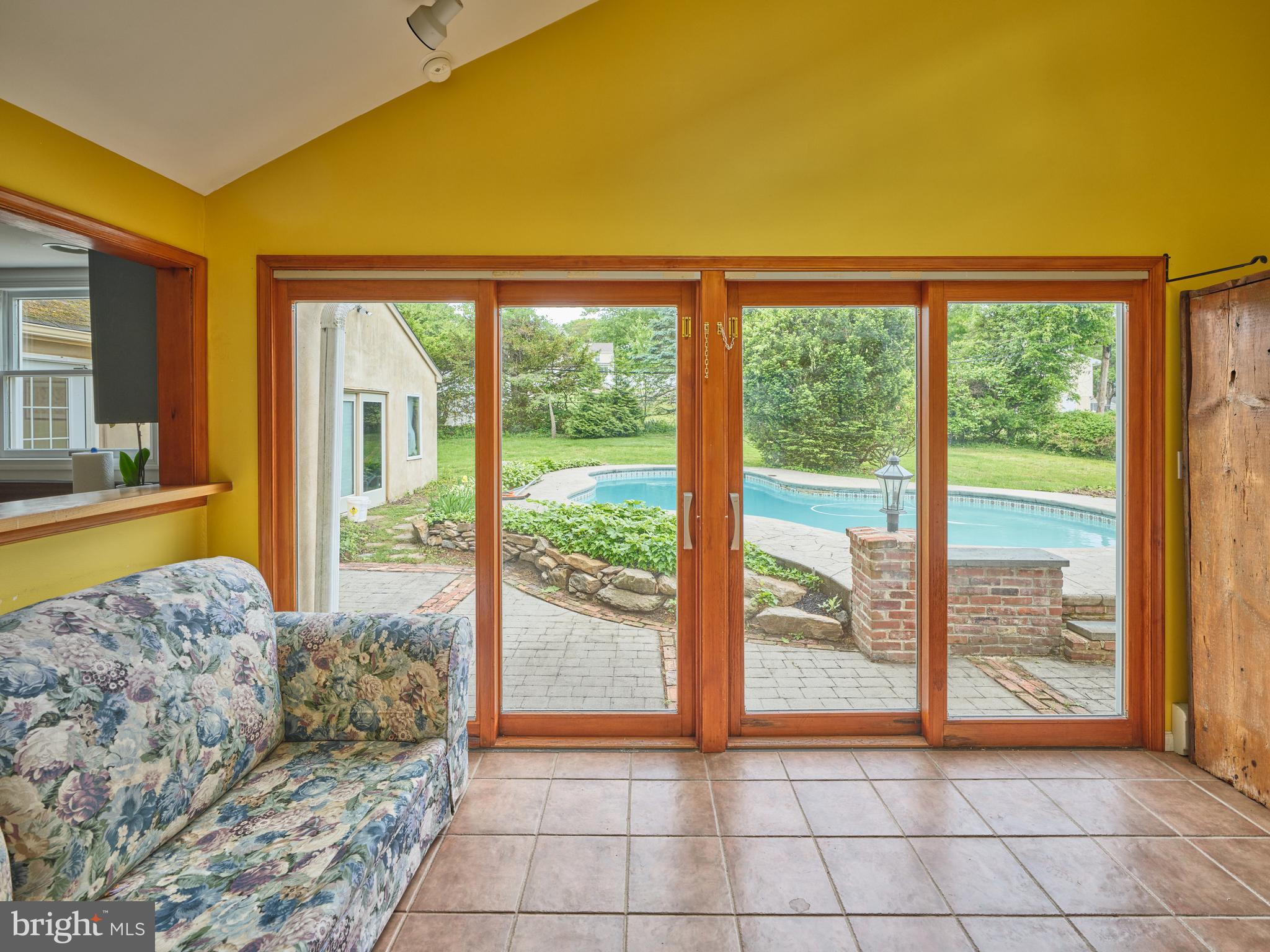 OAK TREE FARMS - Residential