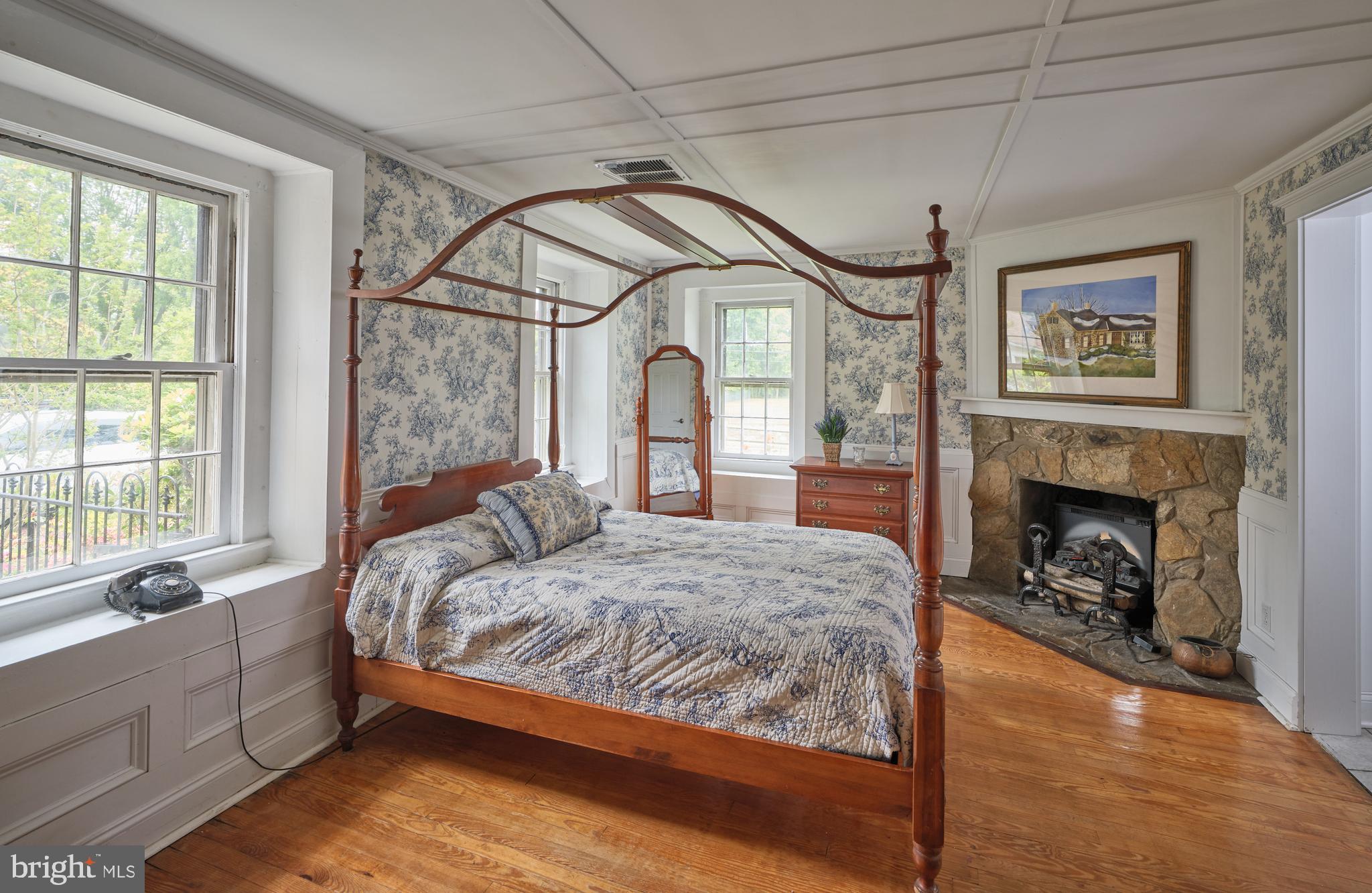 OAK TREE FARMS - Residential
